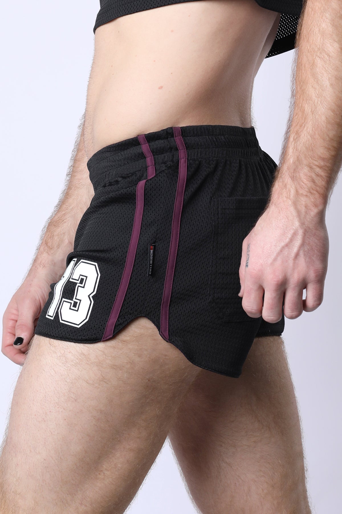 TAKE DOWN REVERSIBLE MESH SHORT