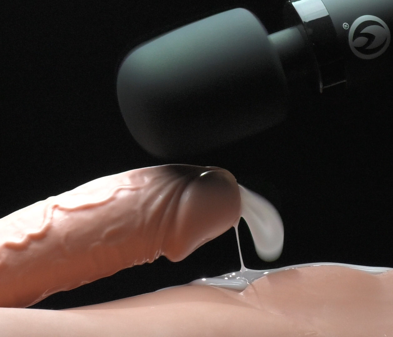 Thunderstick Pro Silicone Wand Massager - DealByEthan.gay loves Master Series