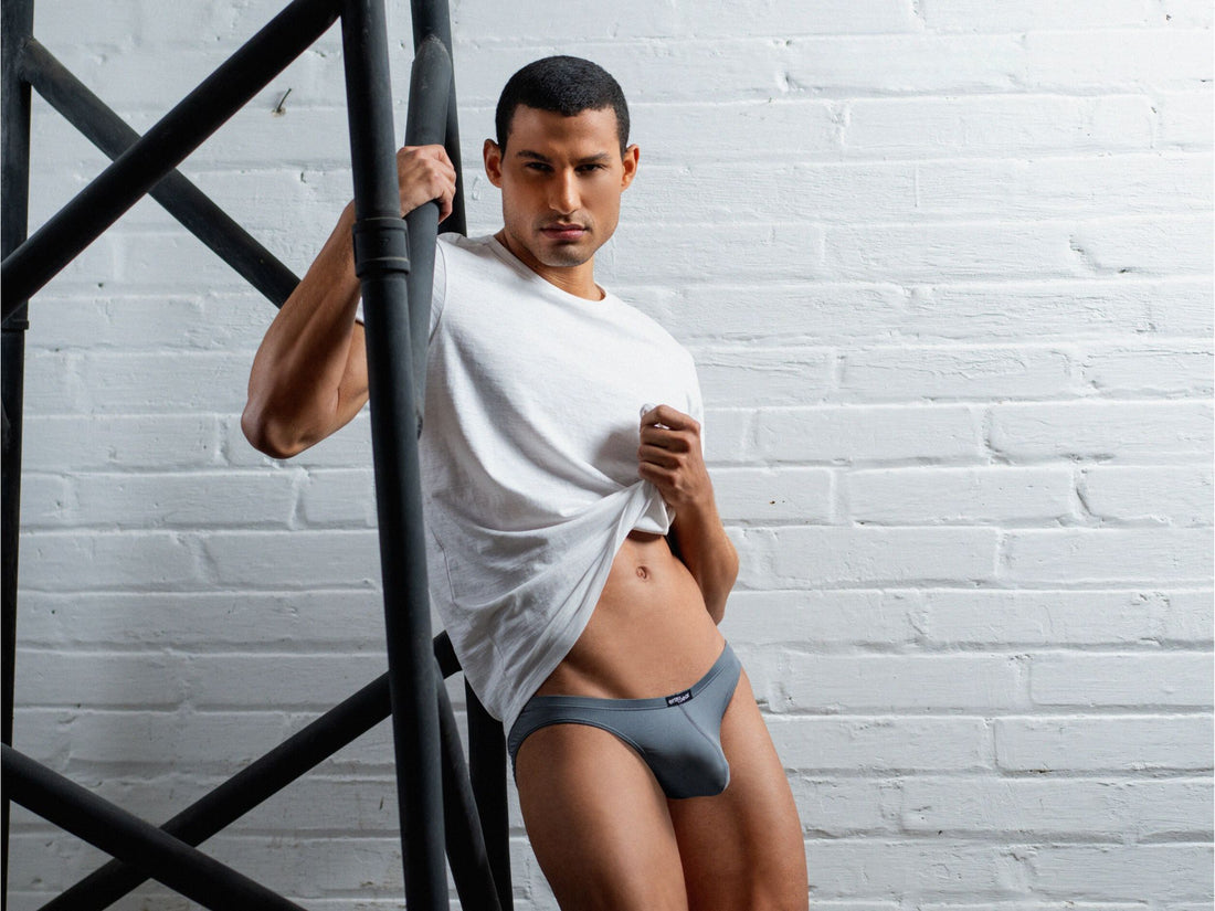 ErgoWear 2024-8: Your New Secret Weapon for Confidence (and Turning Heads) - DealByEthan.gay