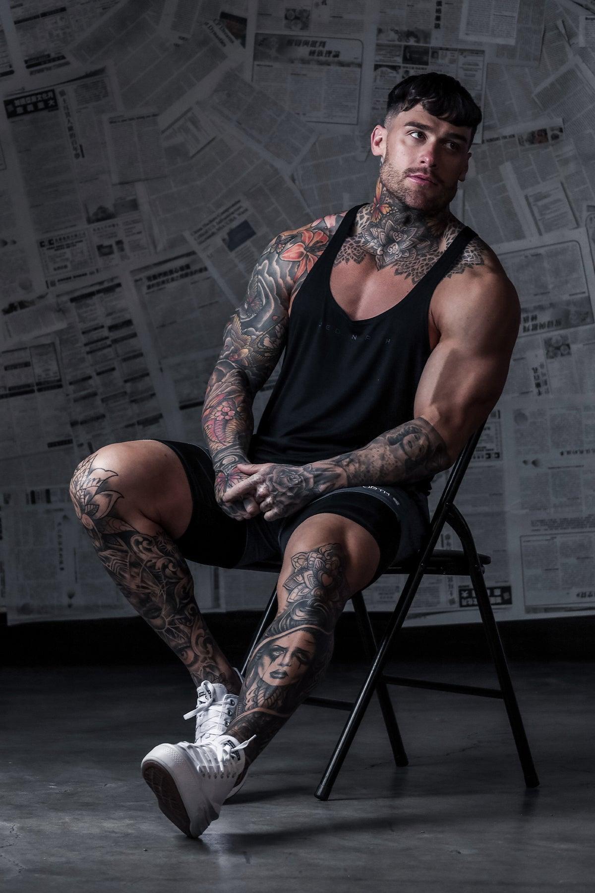 Jed North Klassischer Bodybuilding-Racerback-Stringer – Premium Schwarz