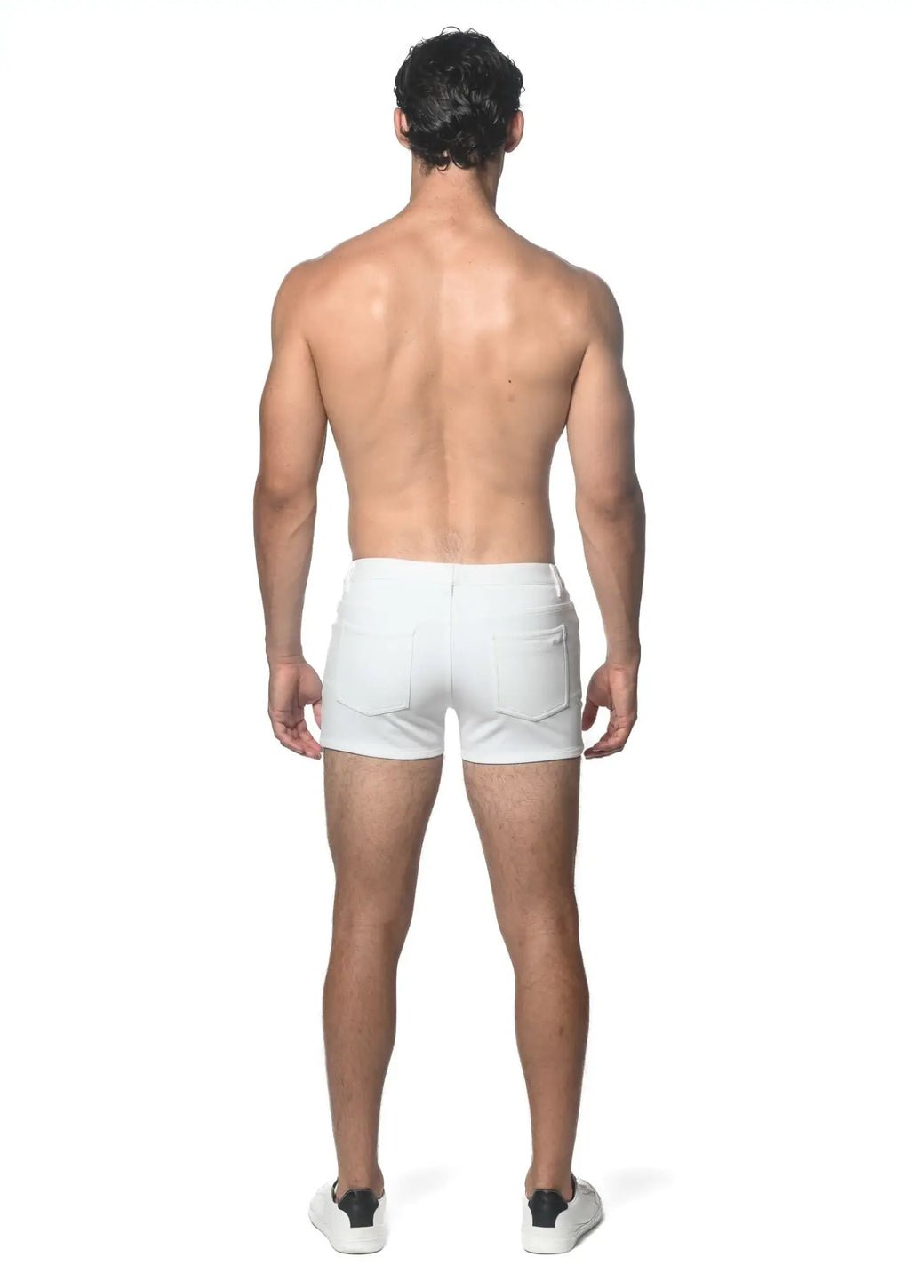White denim 3 inch stretch knit short with classic five-pocket design and clean tailored fit