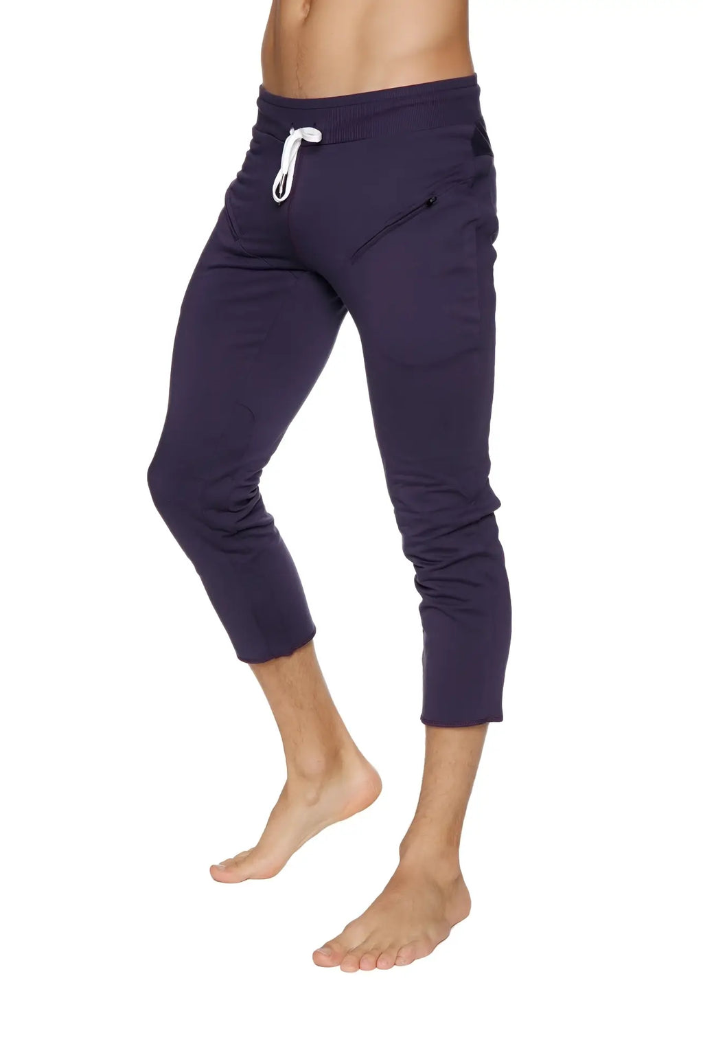 Mens 4/5 zipper pocket capri yoga pants in navy blue with white drawstring waistband and side pockets