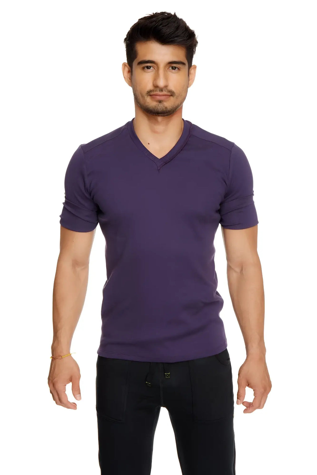 Purple v-neck short-sleeved cotton t-shirt hybrid v-neck in eggplant purple for casual wear