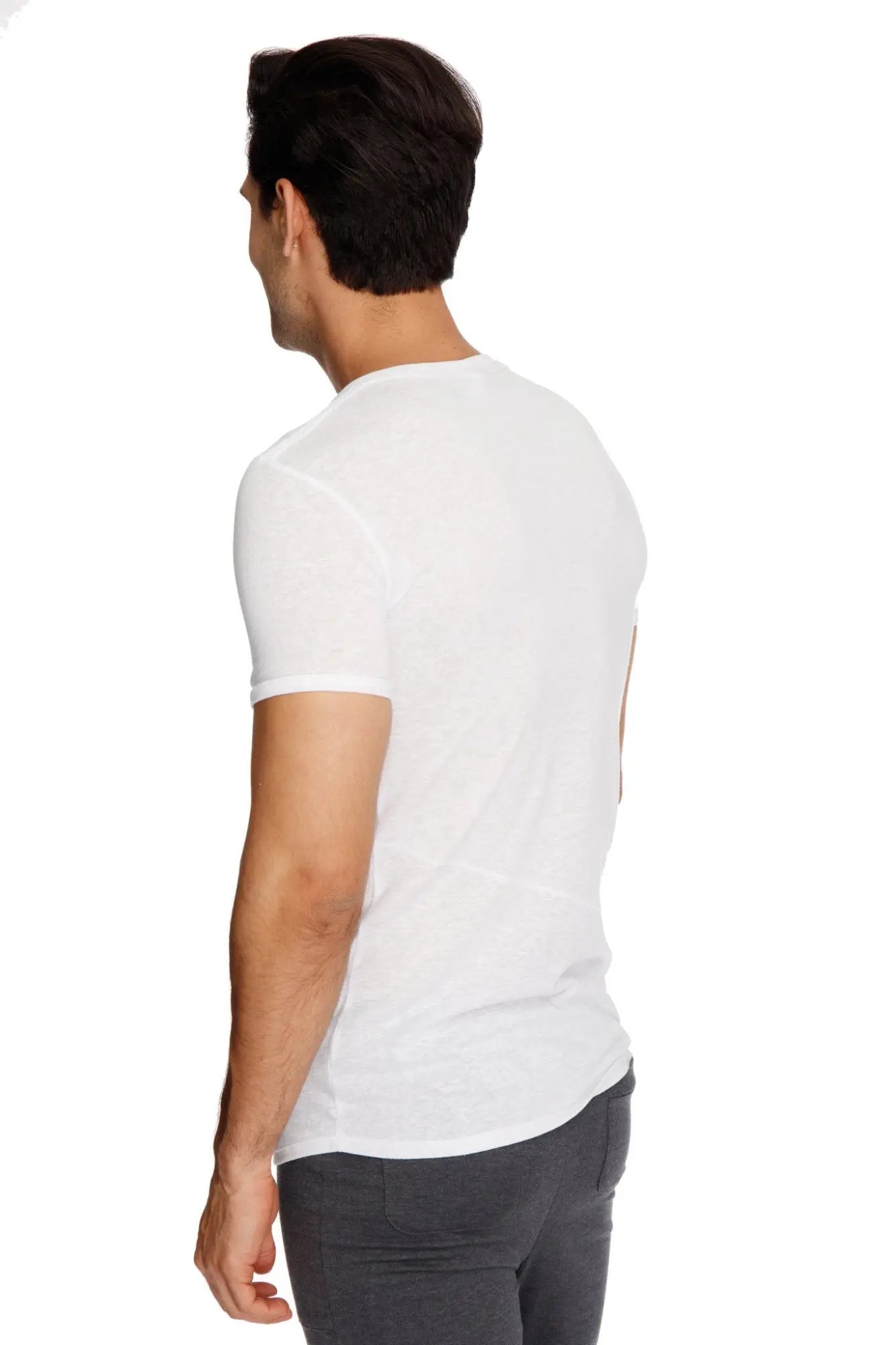 White slub perfect pocket crew-neck tee with short sleeves made of soft breathable fabric for casual wear