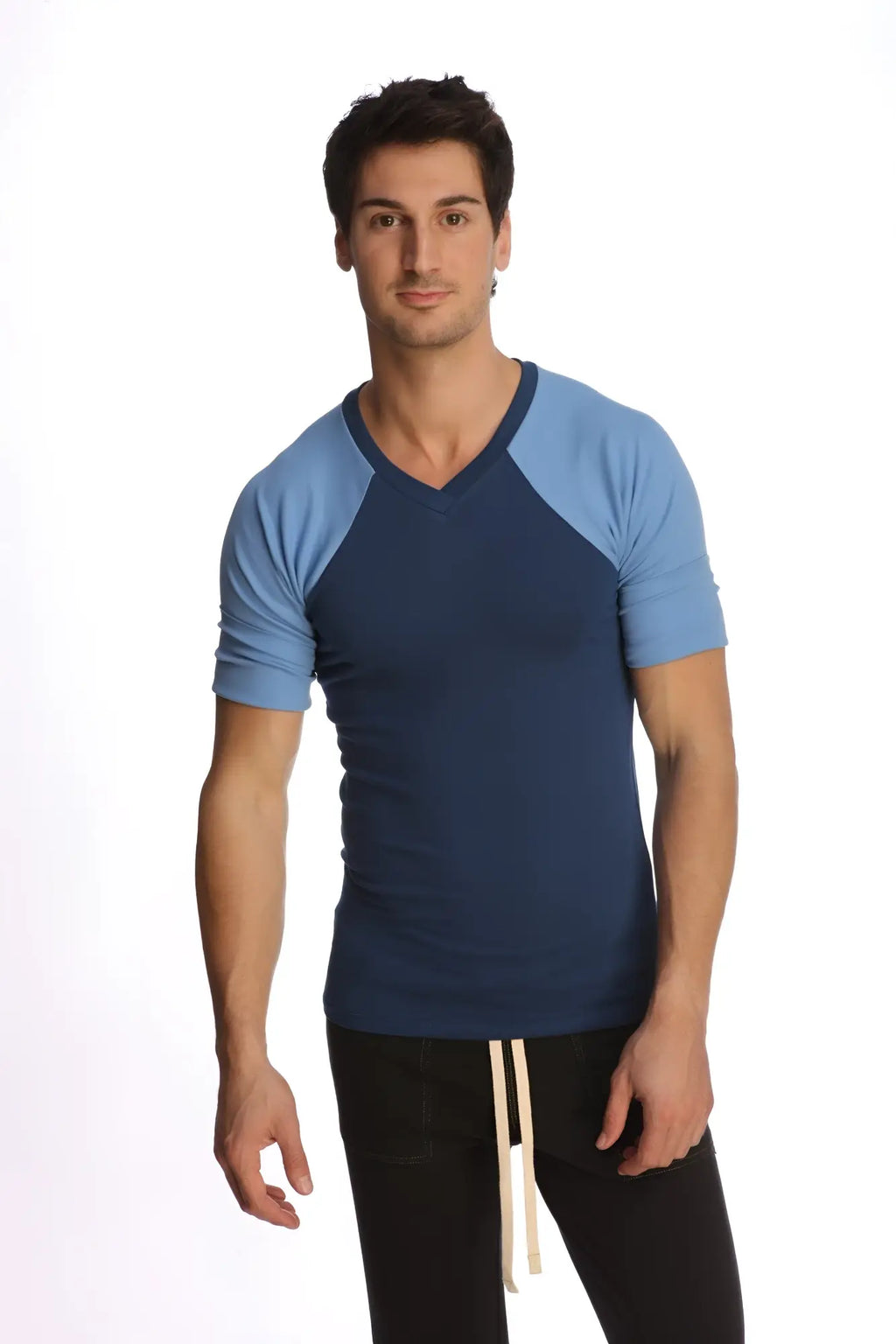 Raglan virtual crew neck t shirt in navy and light blue with ribbed texture and v neck design