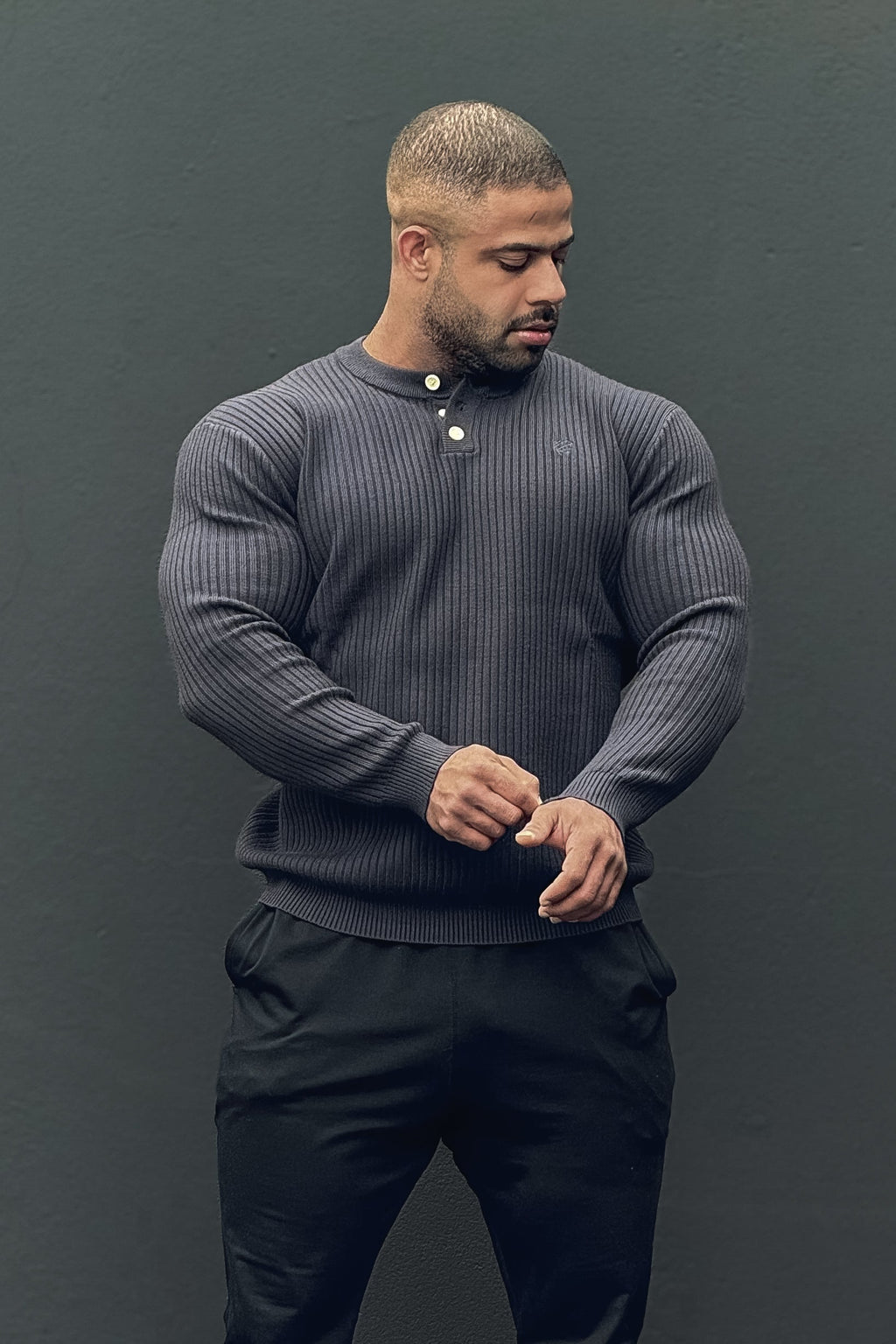 Jed North Men's Classic Henley Sweater  - Dark Gray