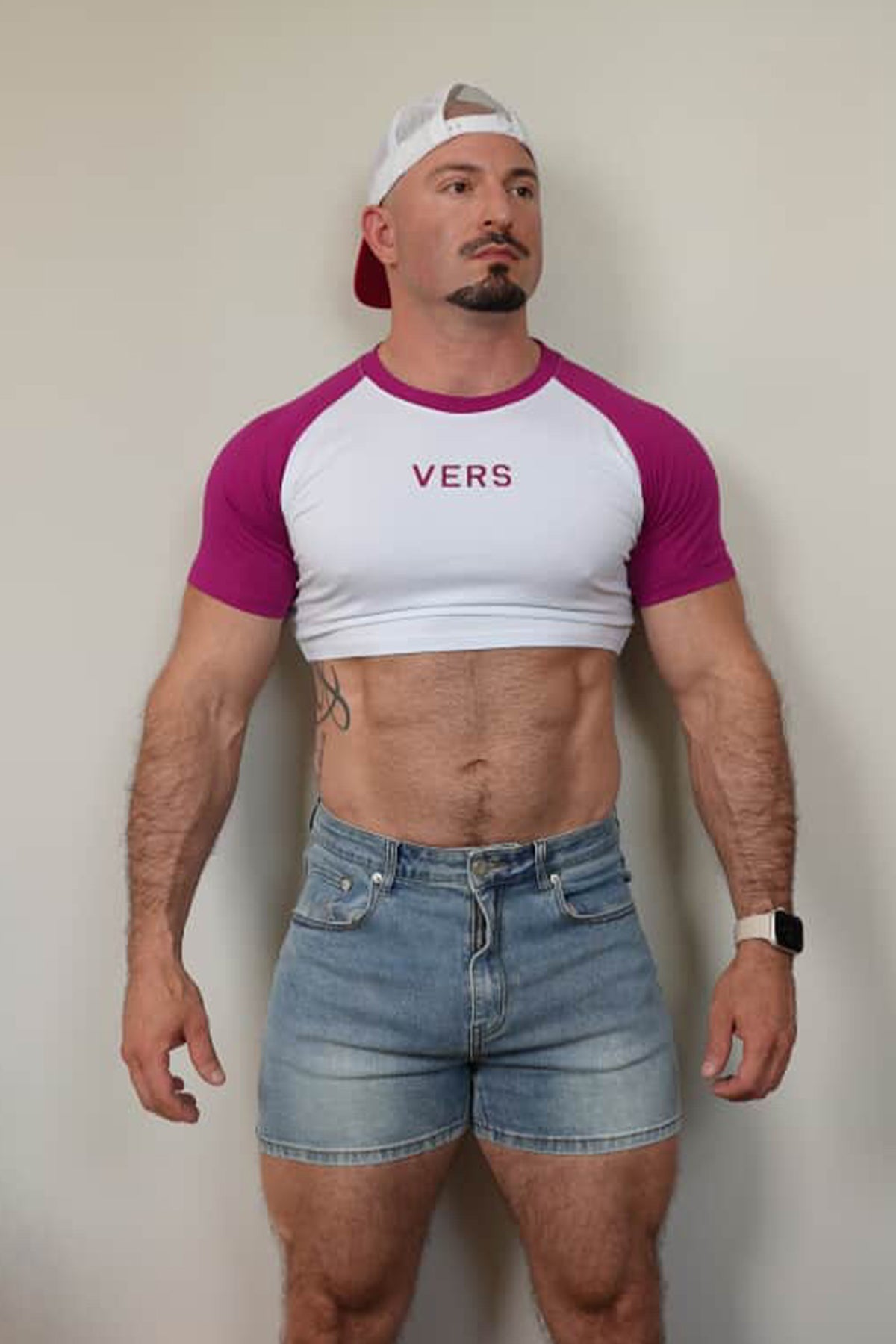 JJ Malibu Muscle-Fit Crop Tee - Vielseitig