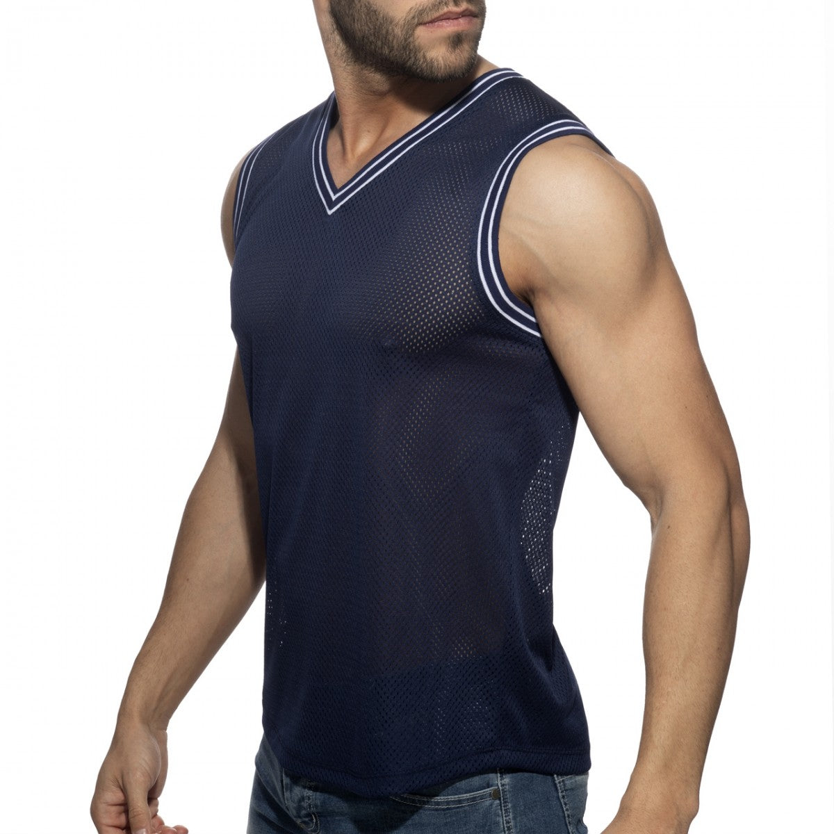 SLAM V-NECK SLEEVELESS T-SHIRT