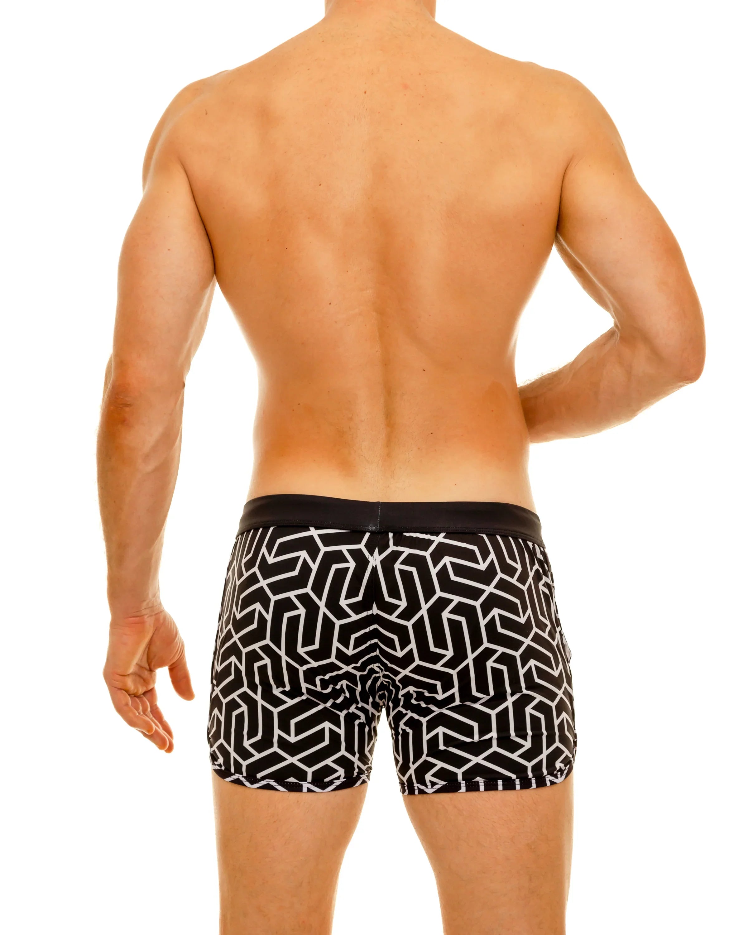 BADESHORTS AUS TITAN
