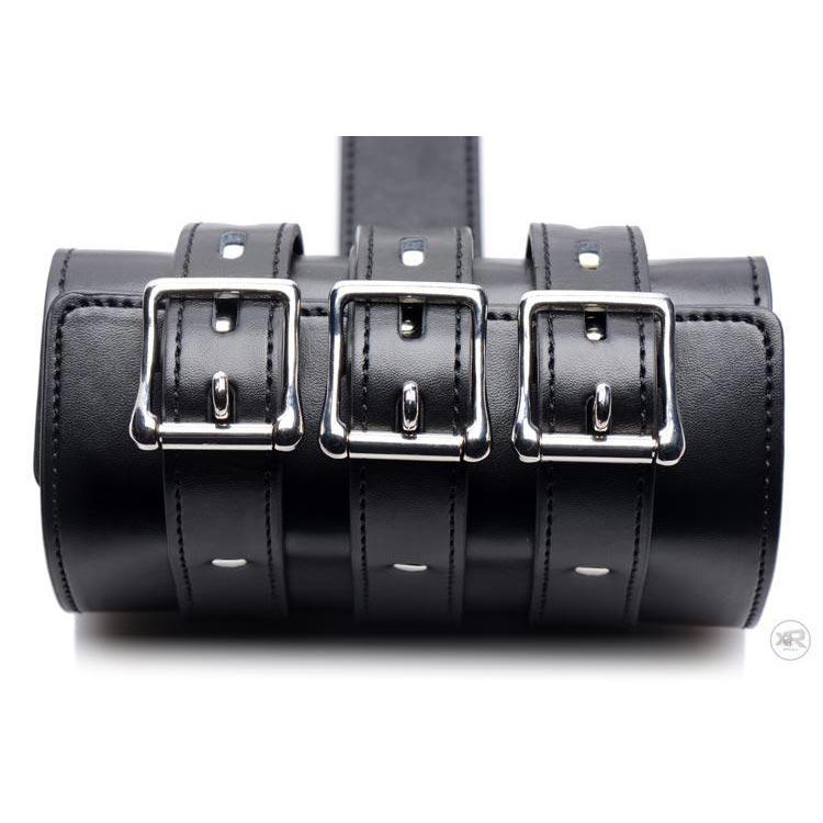 Armbinder