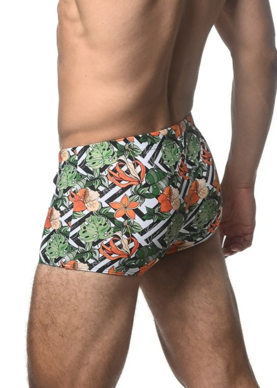BADEHOSE MIT BLUMENDRUCK