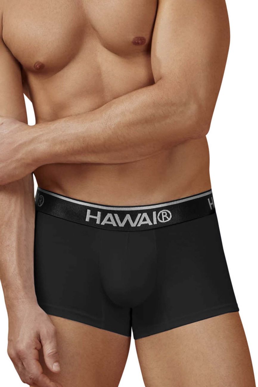 Black Hawai 4986 cotton blend men’s briefs in black with sleek elastic waistband featuring silver lettering and trim