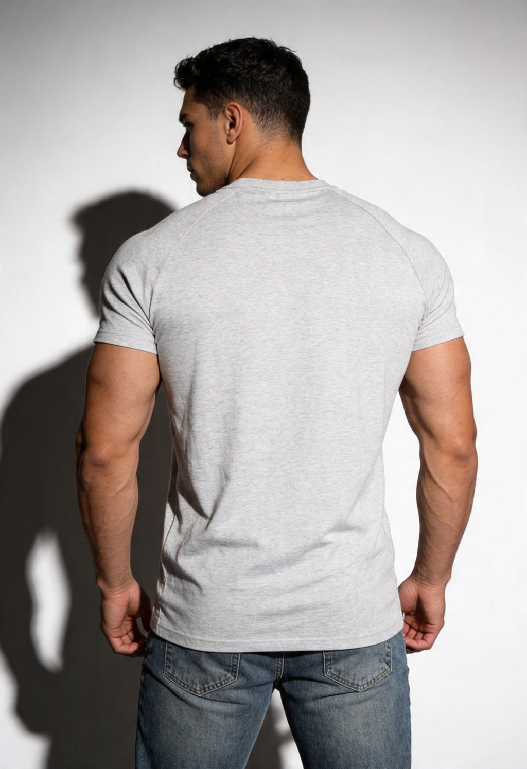 Camiseta con cuello en V ajustada para hombre Jed North - Gris claro
