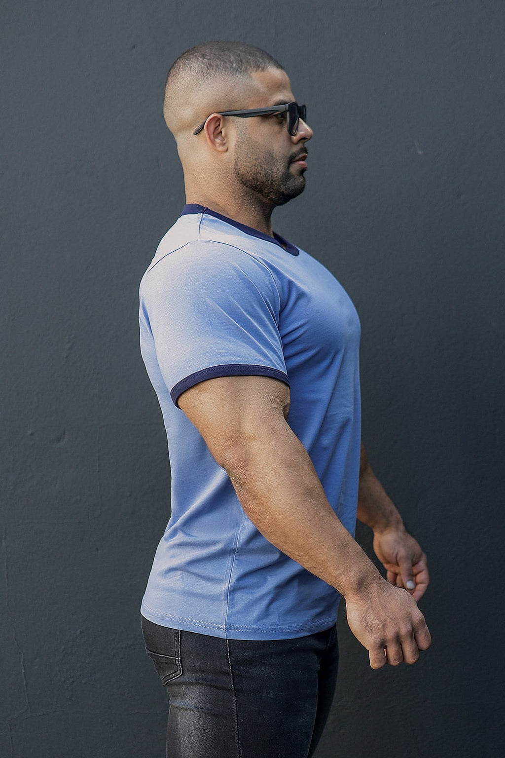 Camiseta ringer ajustada Jed North Muscle-Fit - Azul eléctrico