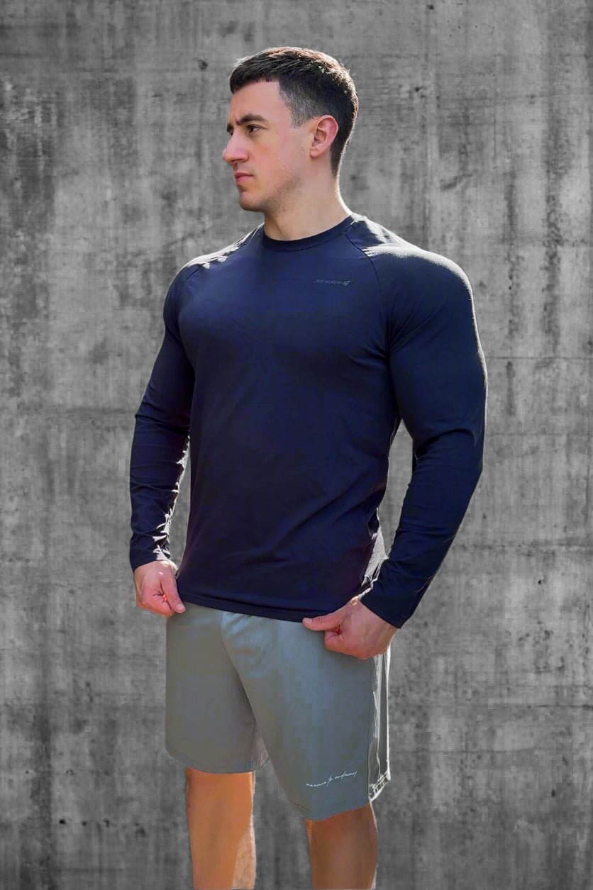 Jed North Titan Muscle-Fit Langarm-T-Shirt - Marineblau