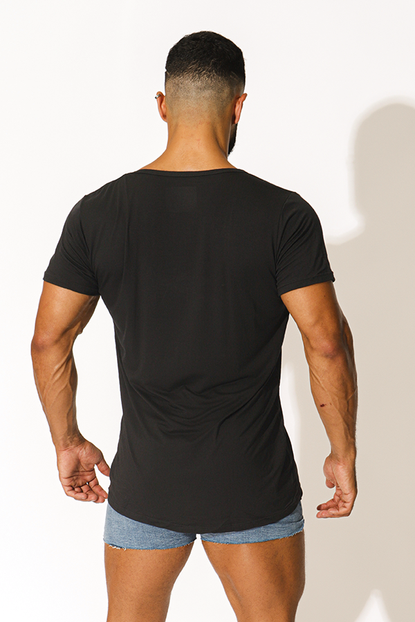 Camiseta Relaxed Deep-U - Negra