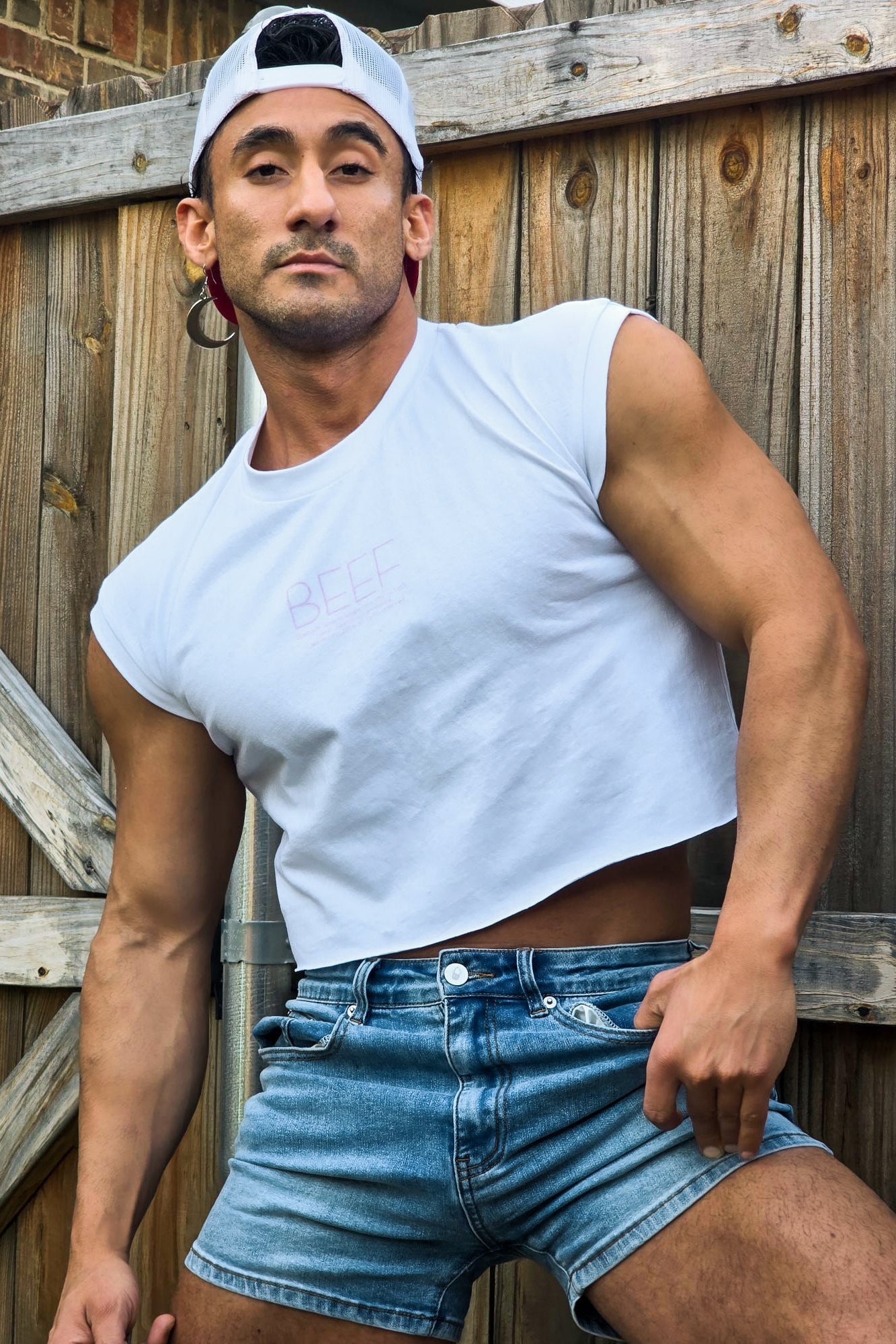 JJ Malibu Escapism Muscle-Fit Crop Tank - Rindfleisch