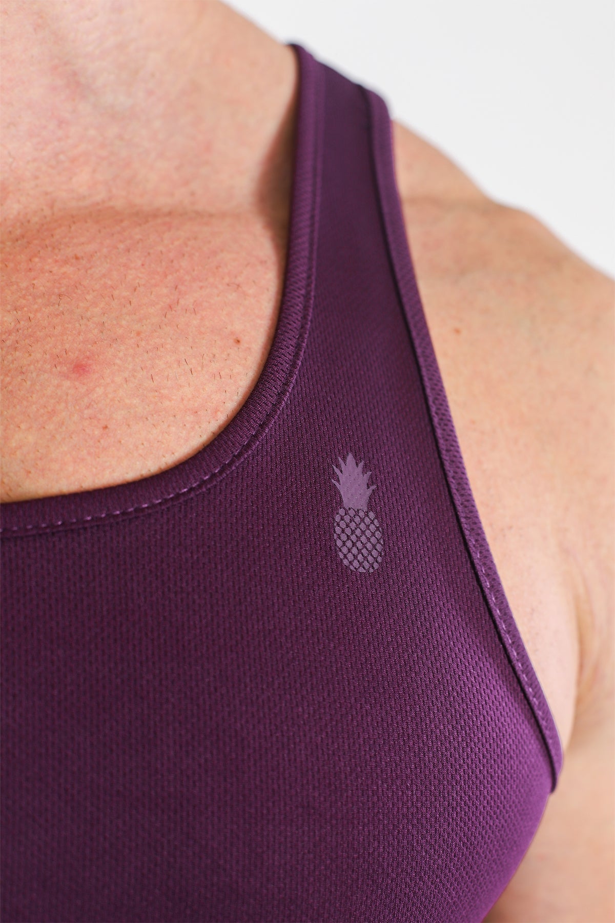 JJ Malibu JJ Sportliches Crop-Tanktop – Lila