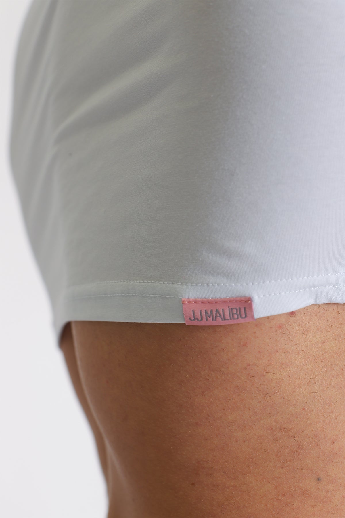 JJ Malibu Muscle-Fit Crop Tee - Rebel Bloom - DealByEthan.gay loves JJ Malibu
