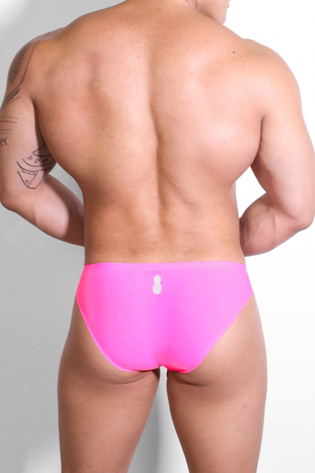 After-Hours Seidiger nahtloser Slip - Hot Pink