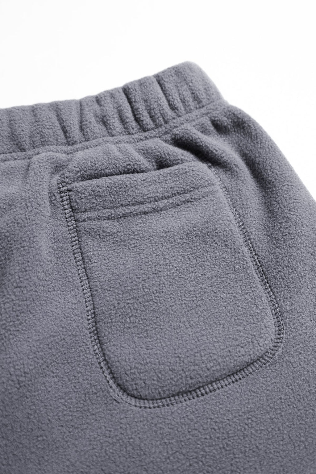JJ Malibu Luxe Plüschfleece 2" Kurze Shorts - Grau