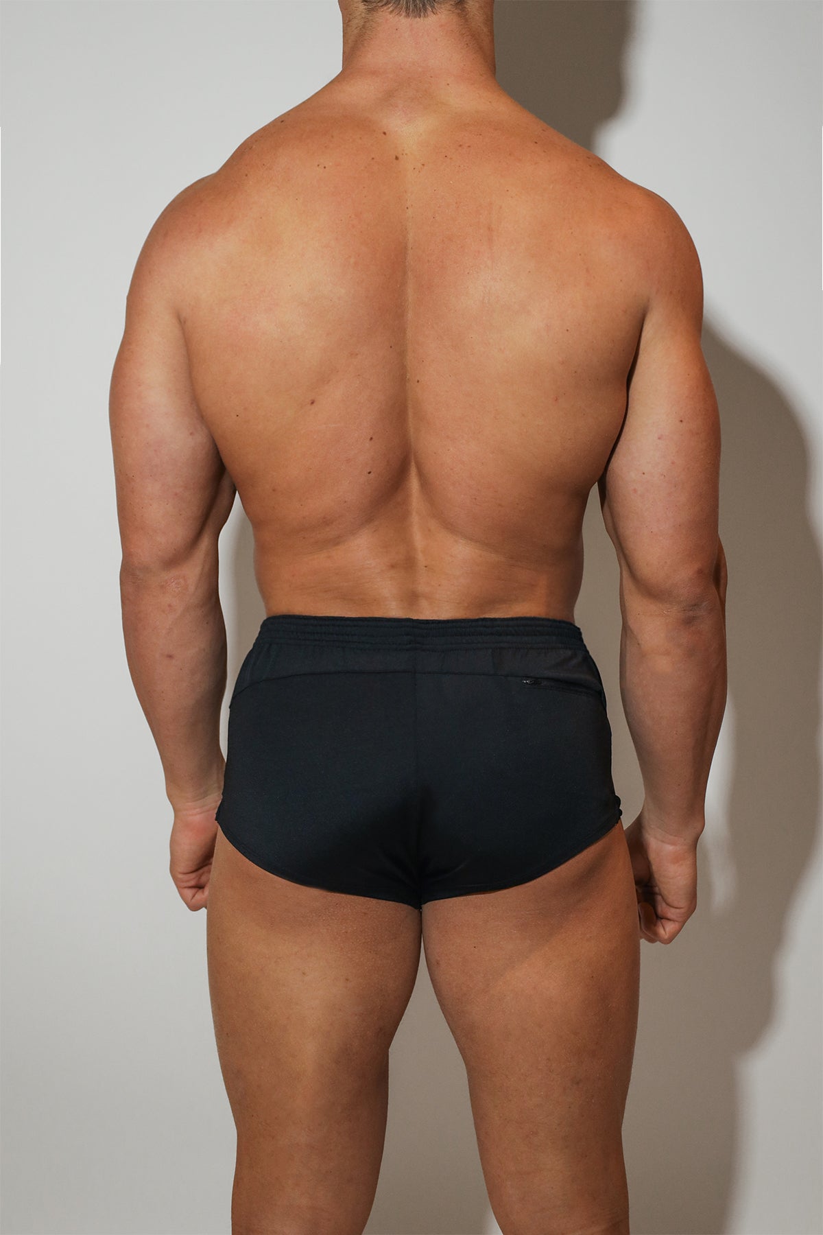 JJ Malibu Stretch-It 2" Athletic Short Shorts – Onyx-Schwarz
