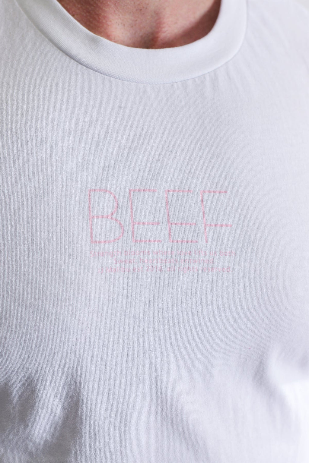 Escapism Muscle-Fit Crop Tank - Rindfleisch