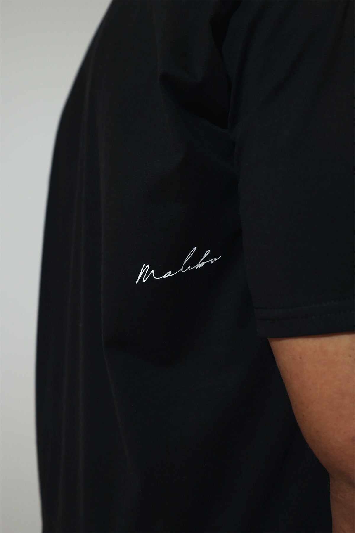 JJ Malibu Oversized Relaxed Crop Top – Mitternachtsschwarz