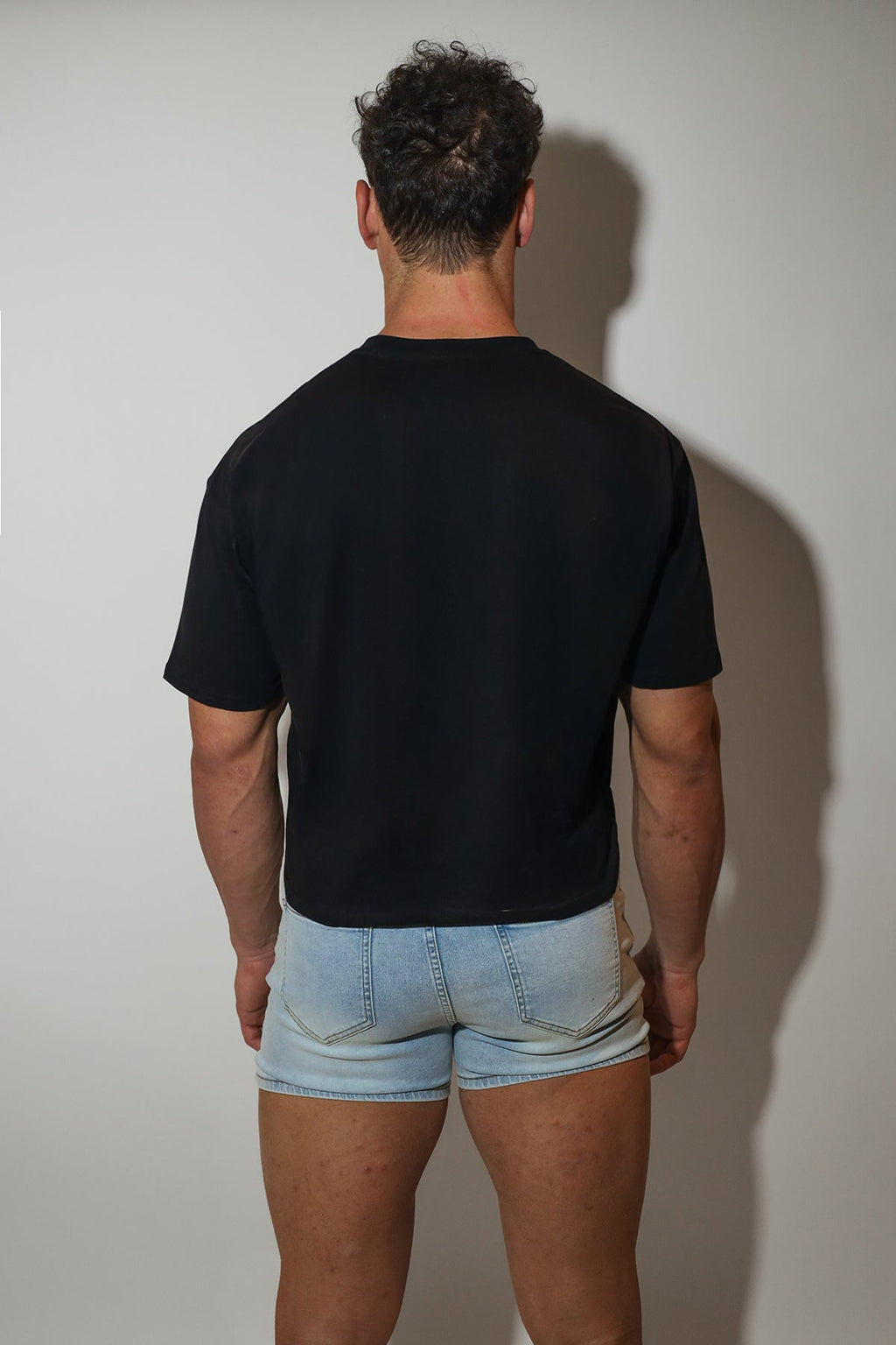 JJ Malibu Men's Oversized Relaxed Crop Top - Puta