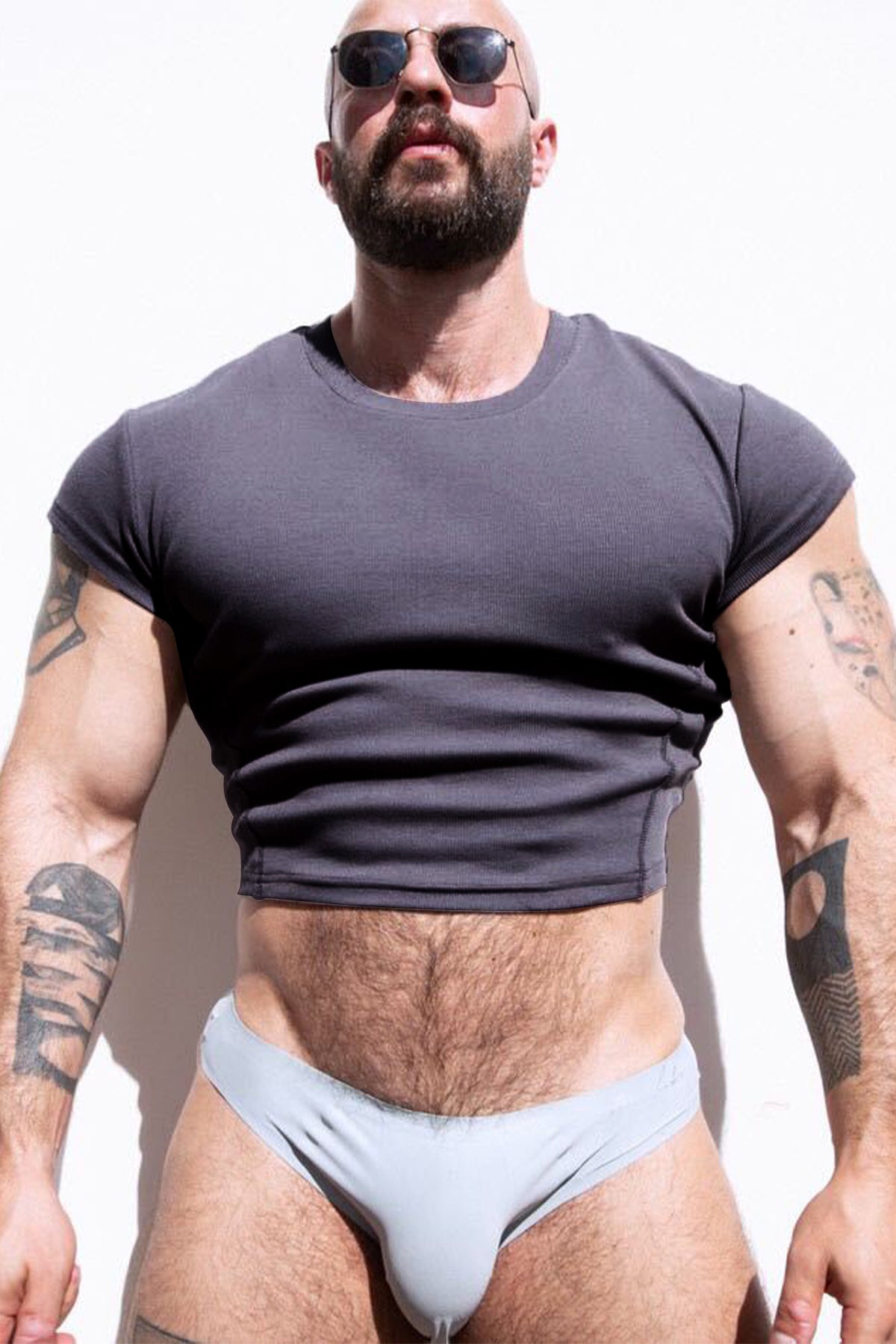 Kurzes, geripptes Stricktop mit kurzen Ärmeln – Sturmgrau