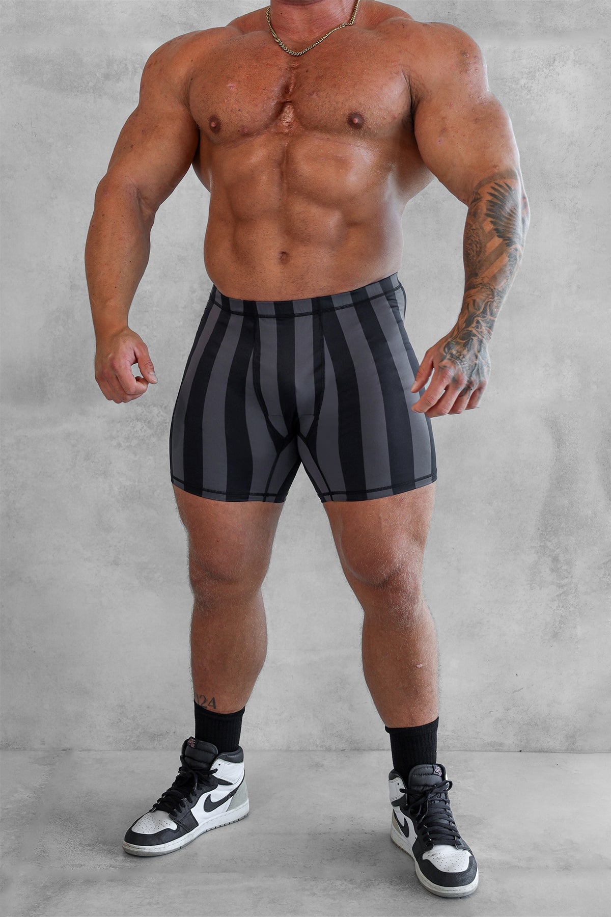 Shorts de culturismo retro Jed North - Negro y gris