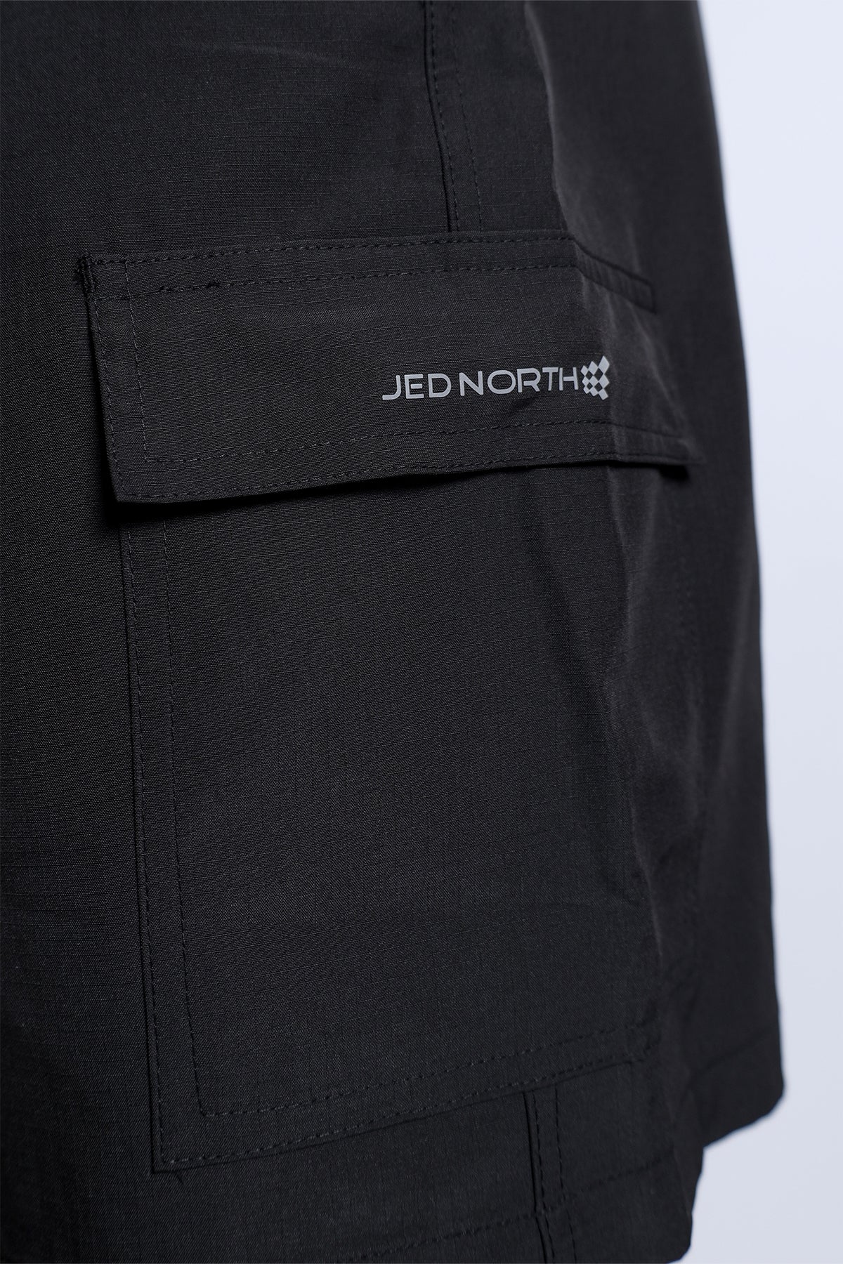 Jed North Trek 4.5" Cargo-Shorts – Schwarz