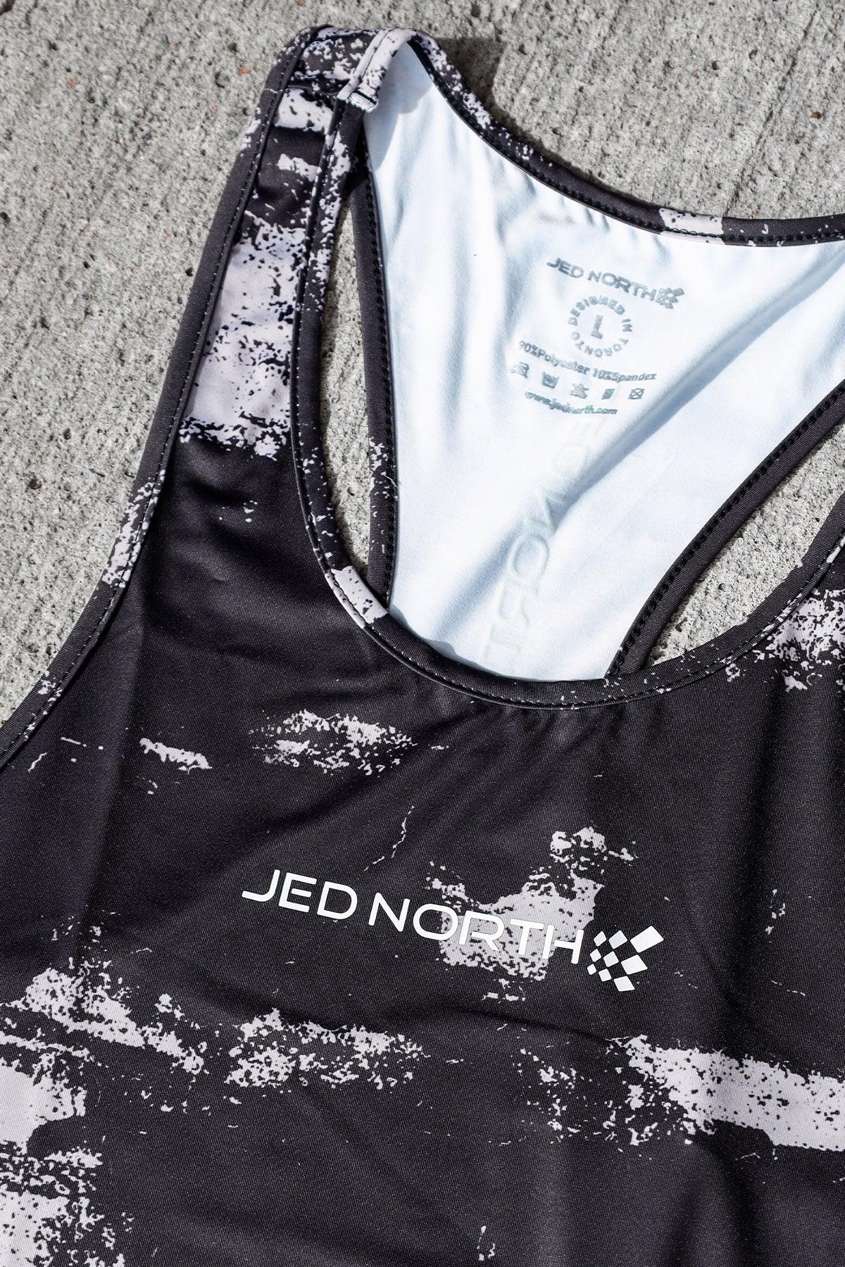 Camiseta sin mangas con estampado gráfico de Jed North - Pinceladas plateadas