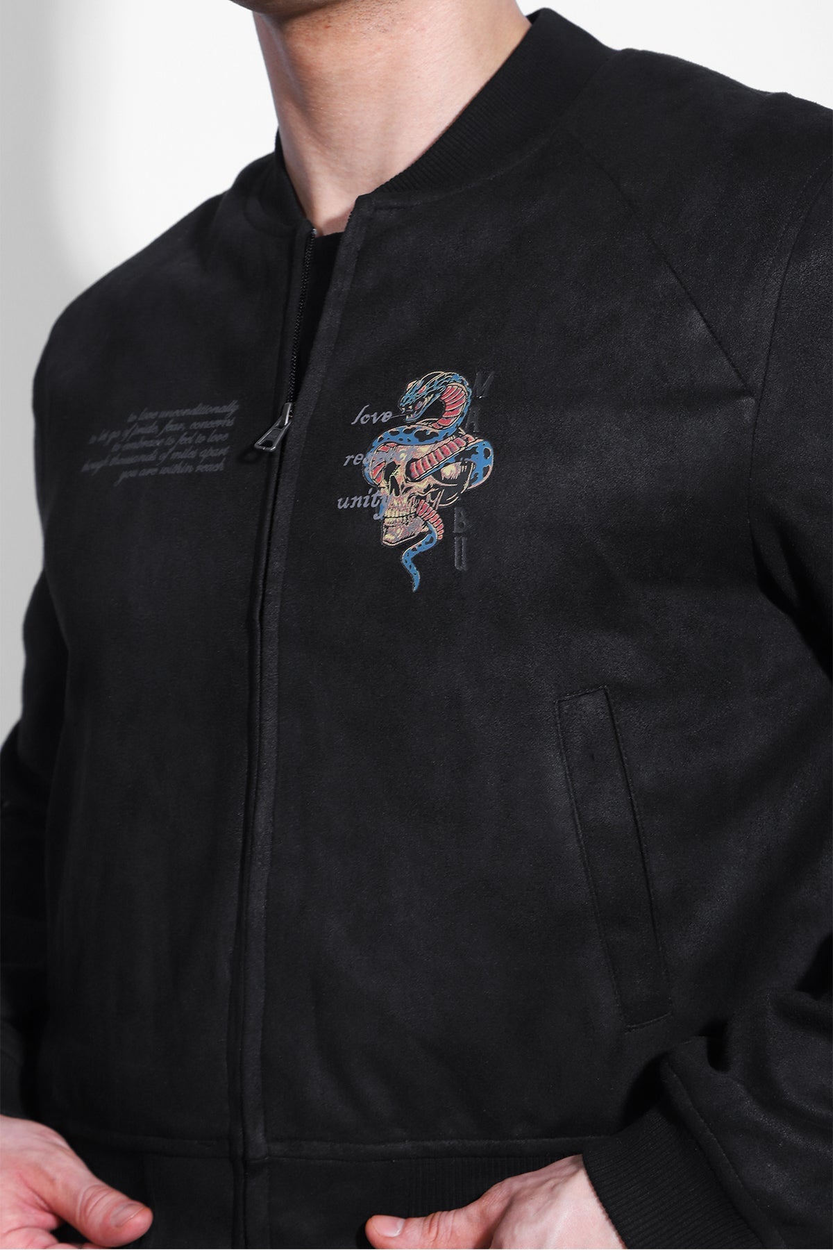JJ Malibu Kurze Wildleder-Bomberjacke - Schwarz