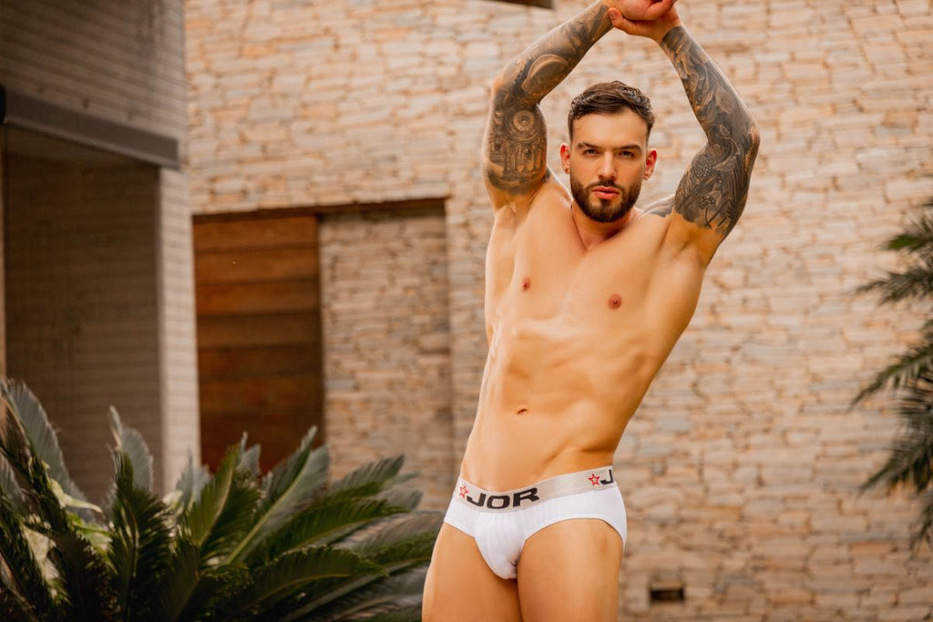 White JOR 2331 Cronos briefs with a red star logo on the waistband designed for comfortable everyday wear