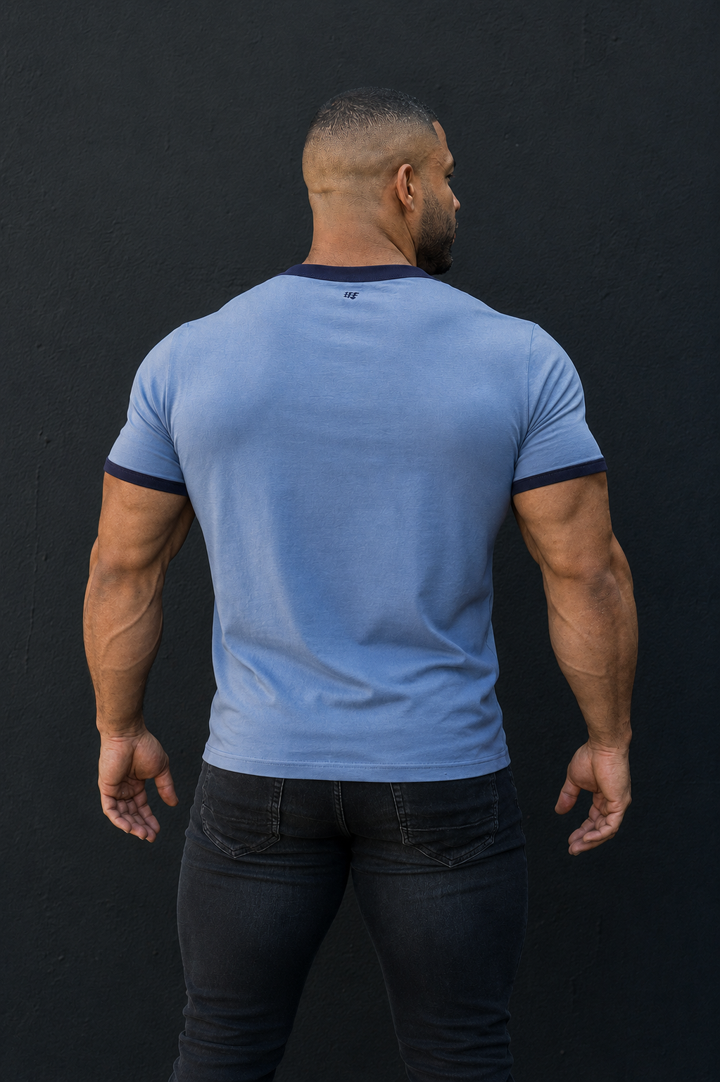 Camiseta ringer ajustada Jed North Muscle-Fit - Azul eléctrico
