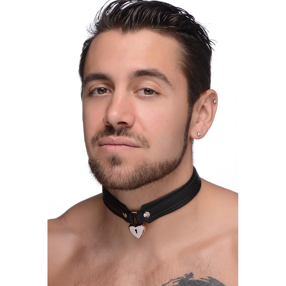Locking Heart Collar - DealByEthan.gay loves Strict