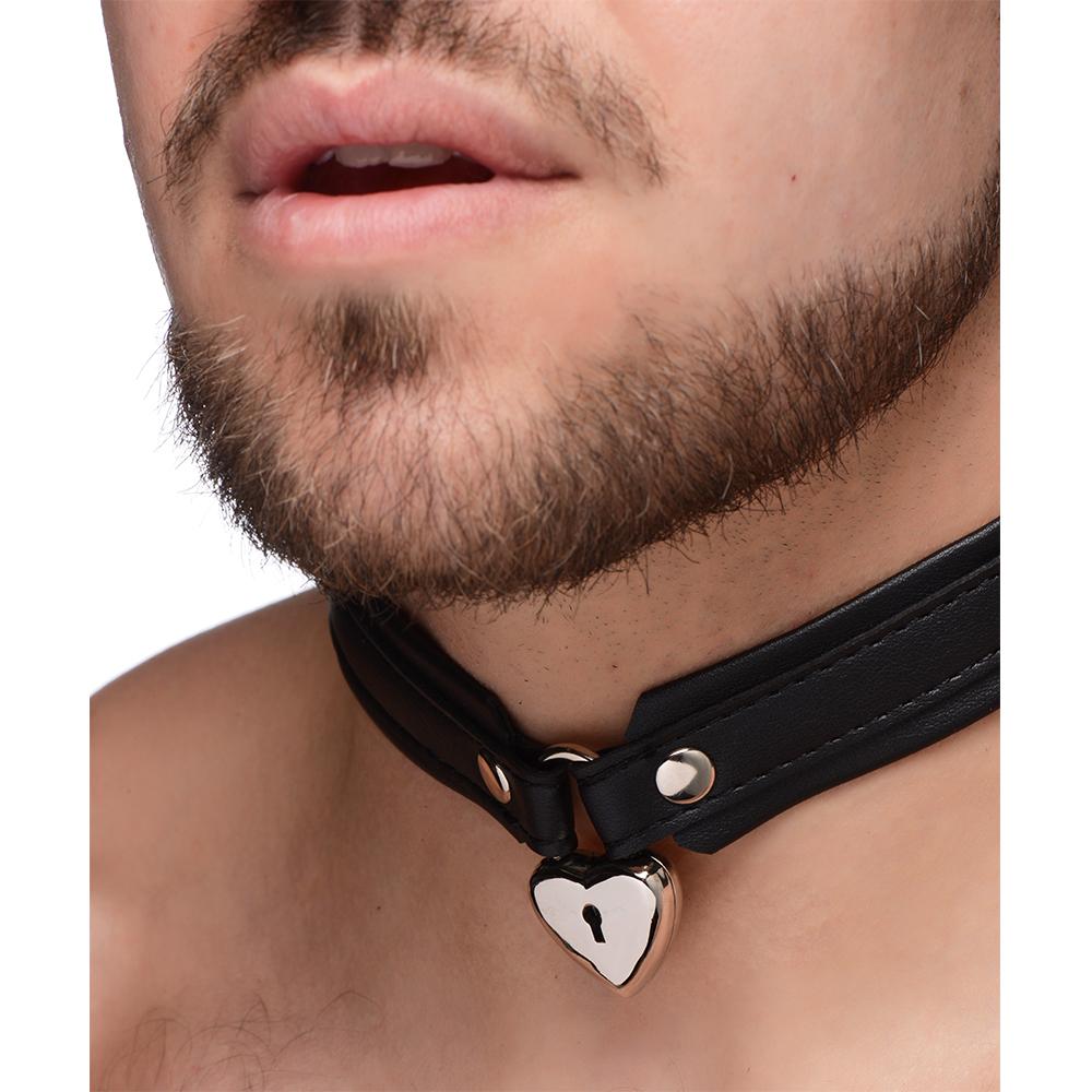 Locking Heart Collar - DealByEthan.gay loves Strict