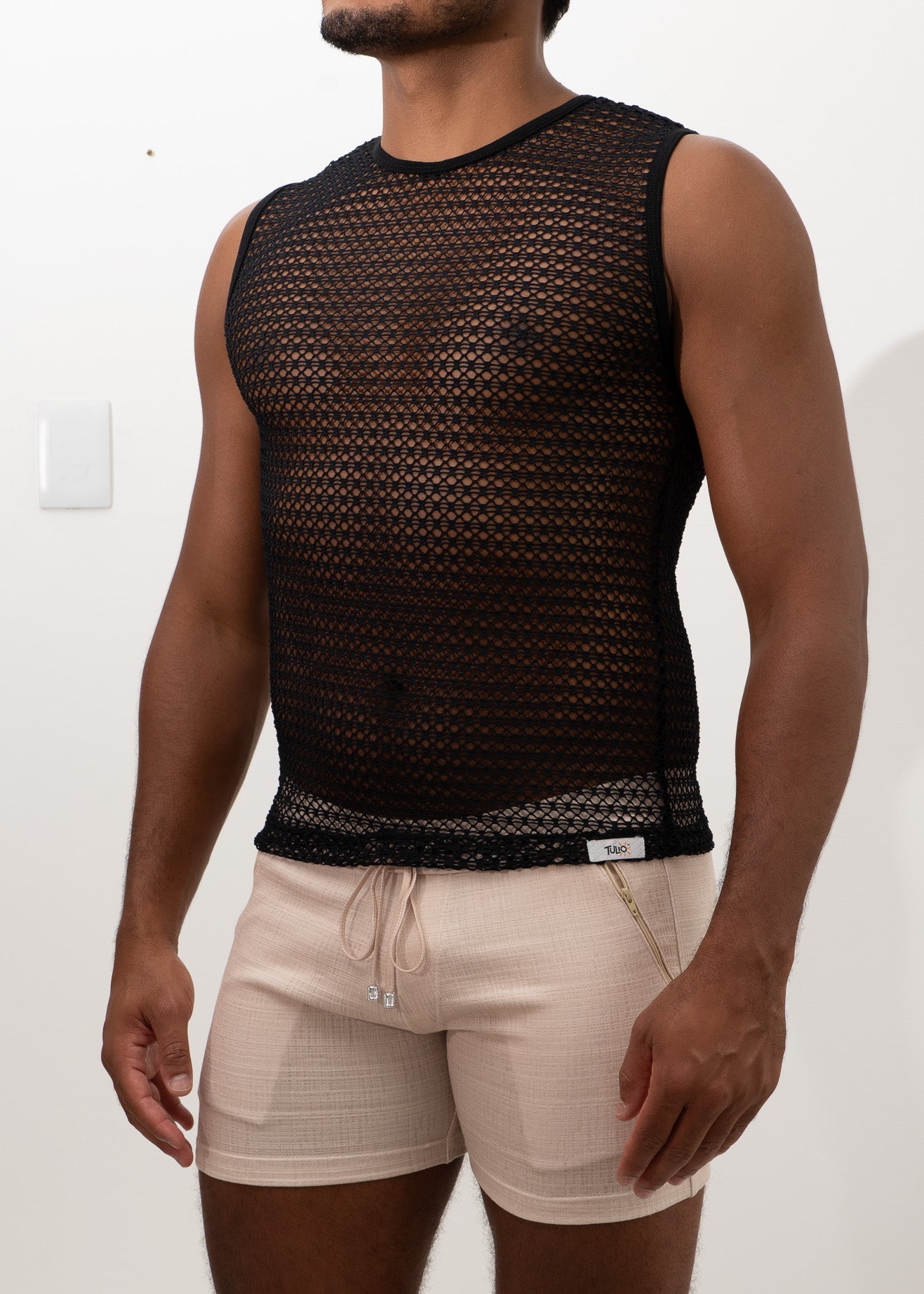CAMISETA MUSCULAR DE GANCHILLO