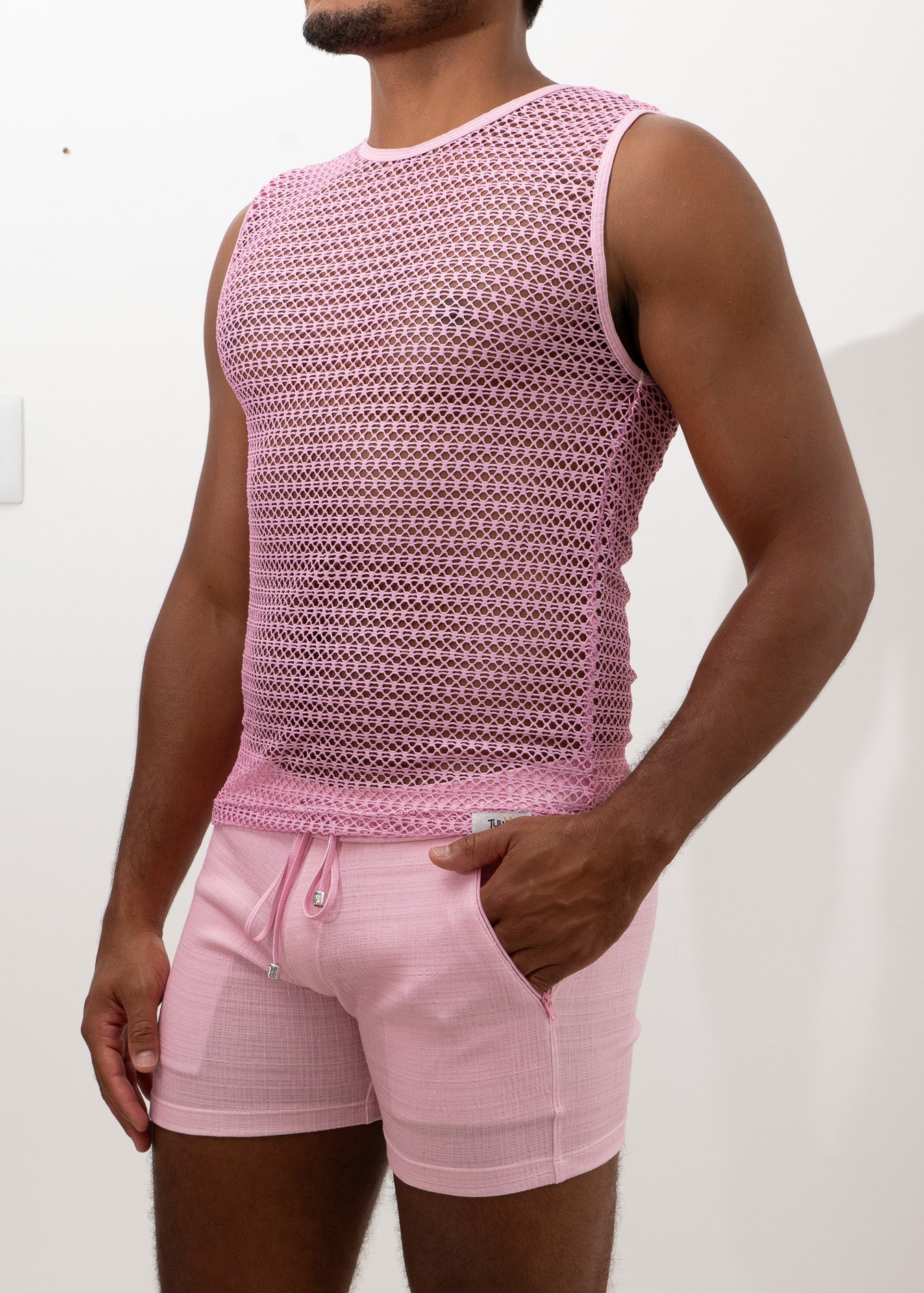 CAMISETA MUSCULAR DE GANCHILLO