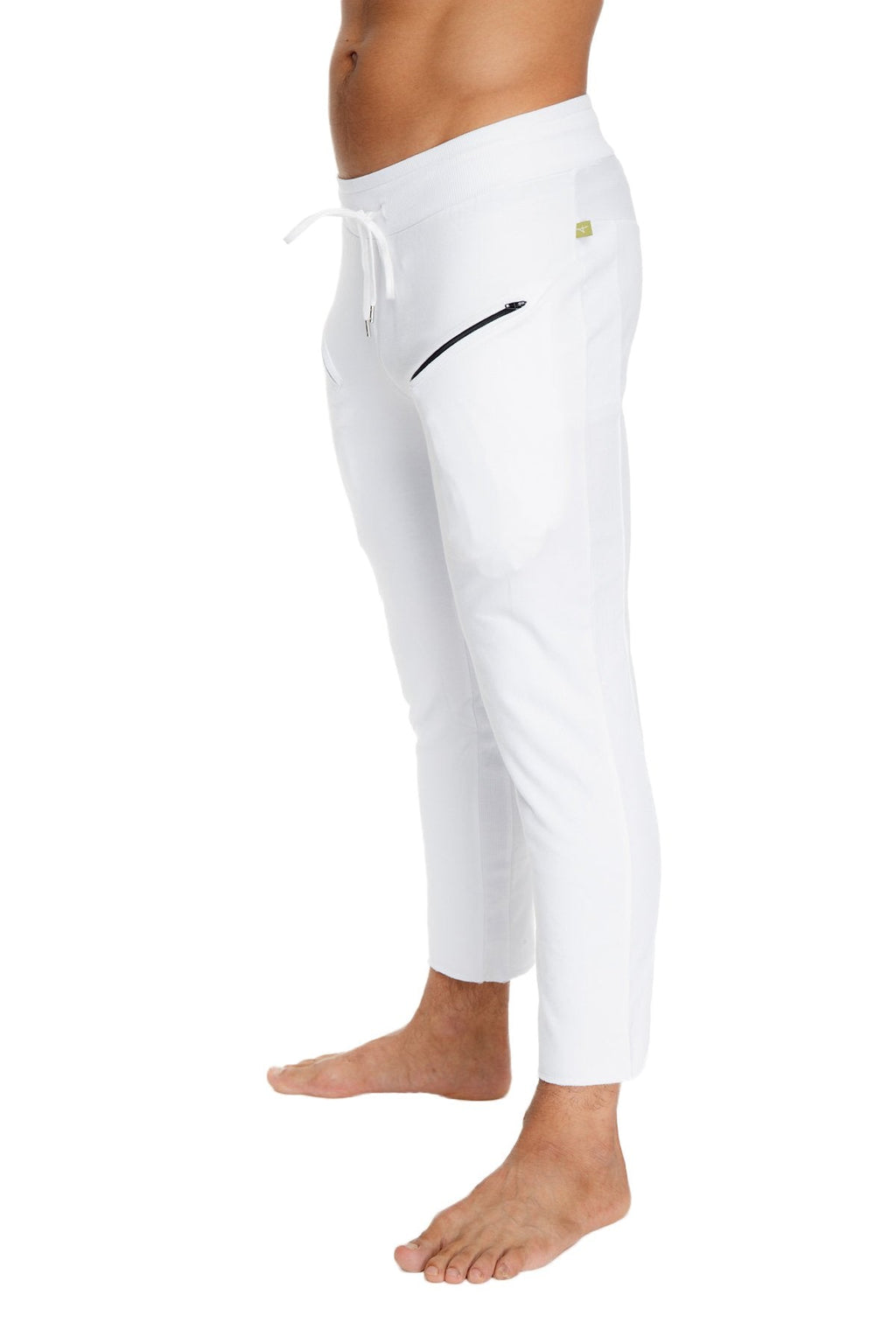 Mens white 4/5 zipper pocket capri yoga pants with drawstring waistband and black side pocket zipper detail