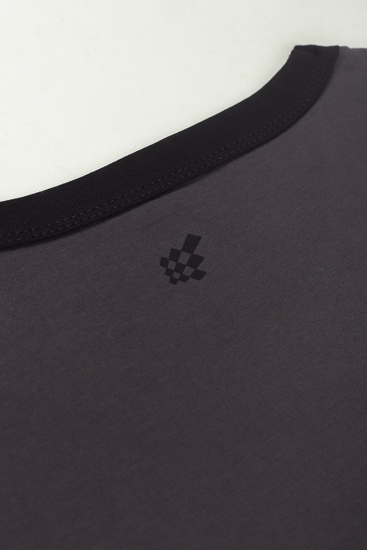 Muscle-Fit Ringer T-Shirt - Stone Gray - DealByEthan.gay loves Jed North