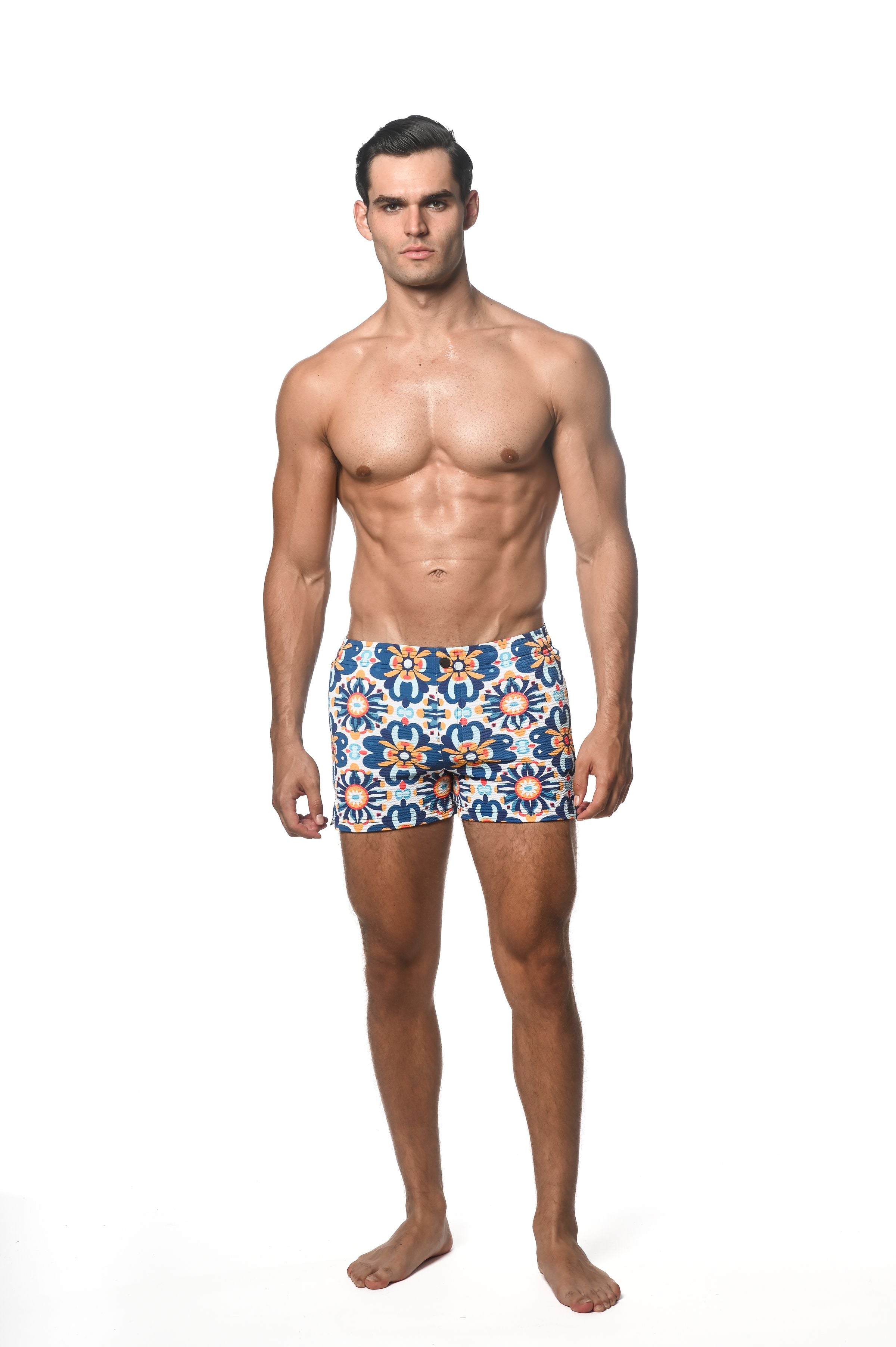 SEERSUCKER-BADESHORTS MIT NETZFUTTER