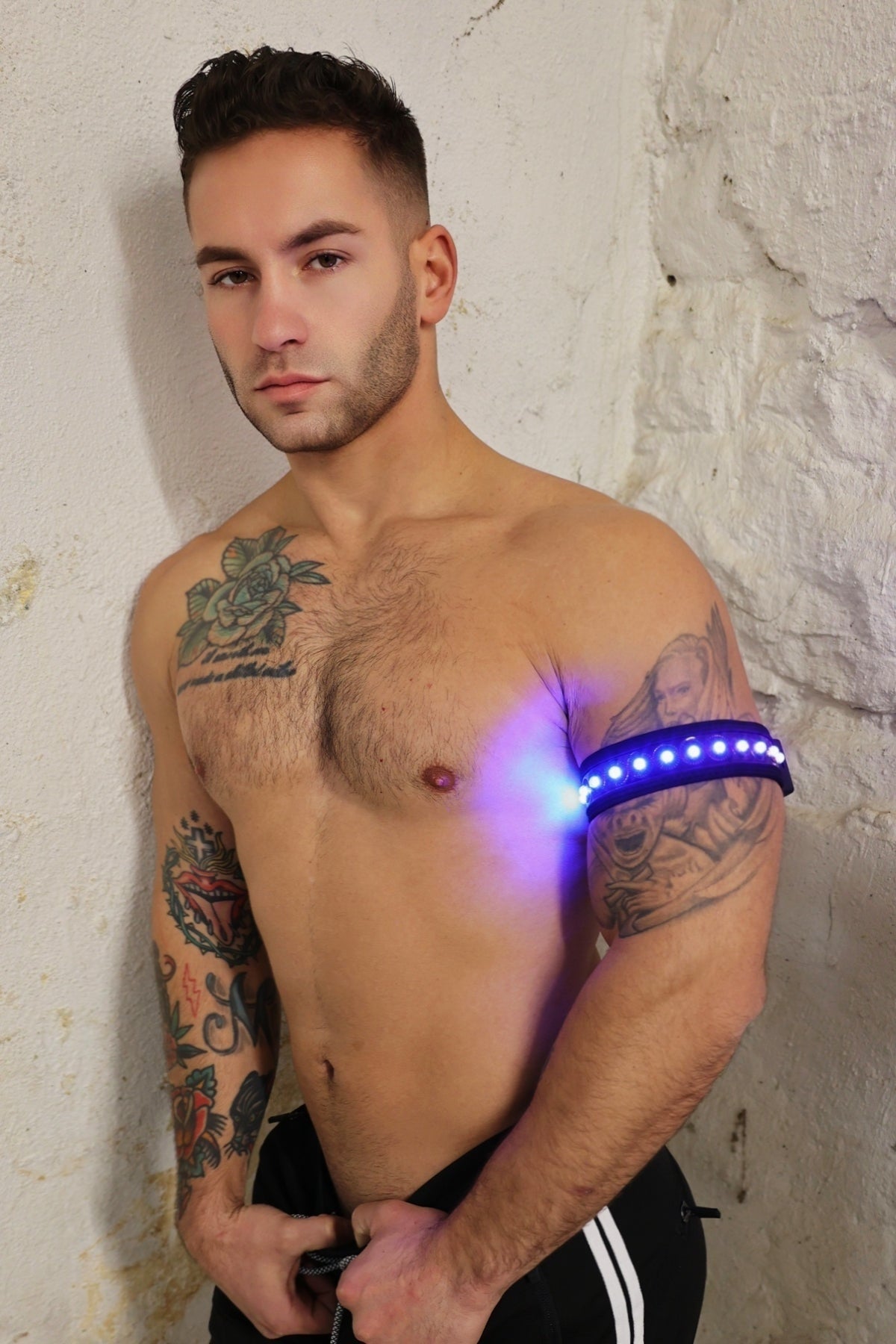 Prismaglow armband blue led light-up silicone armband worn on the upper arm for visibility and safety