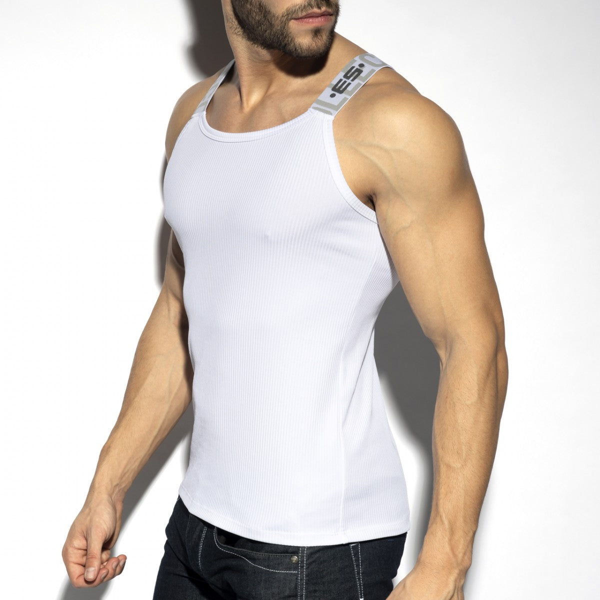 CAMISETA SIN MANGAS DE COSTILLA RECICLADA