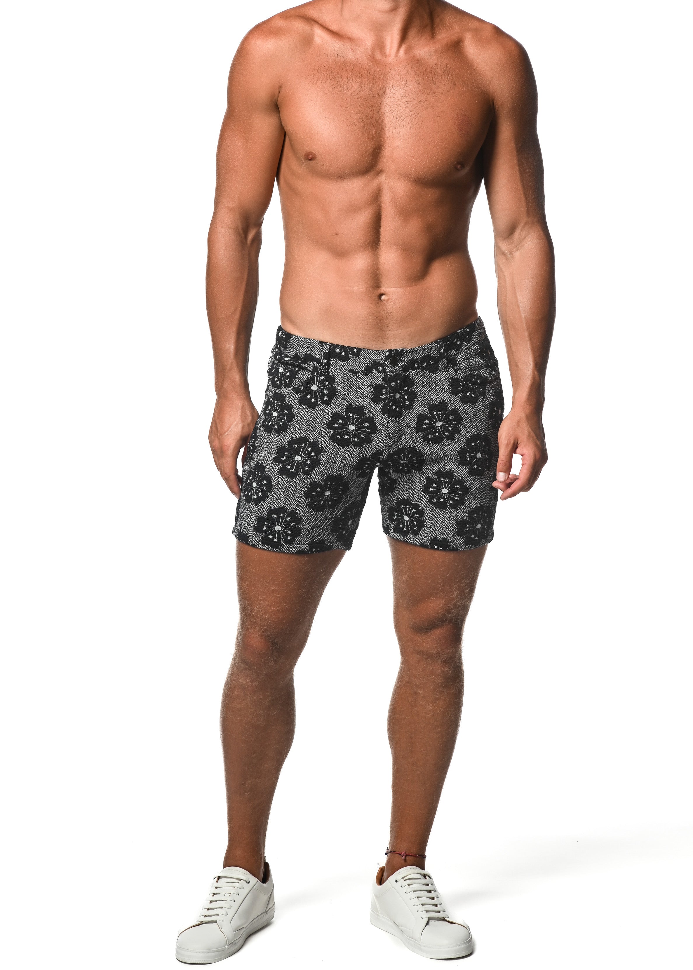 SHORTS AUS STRETCH-JACQUARD-STRICK