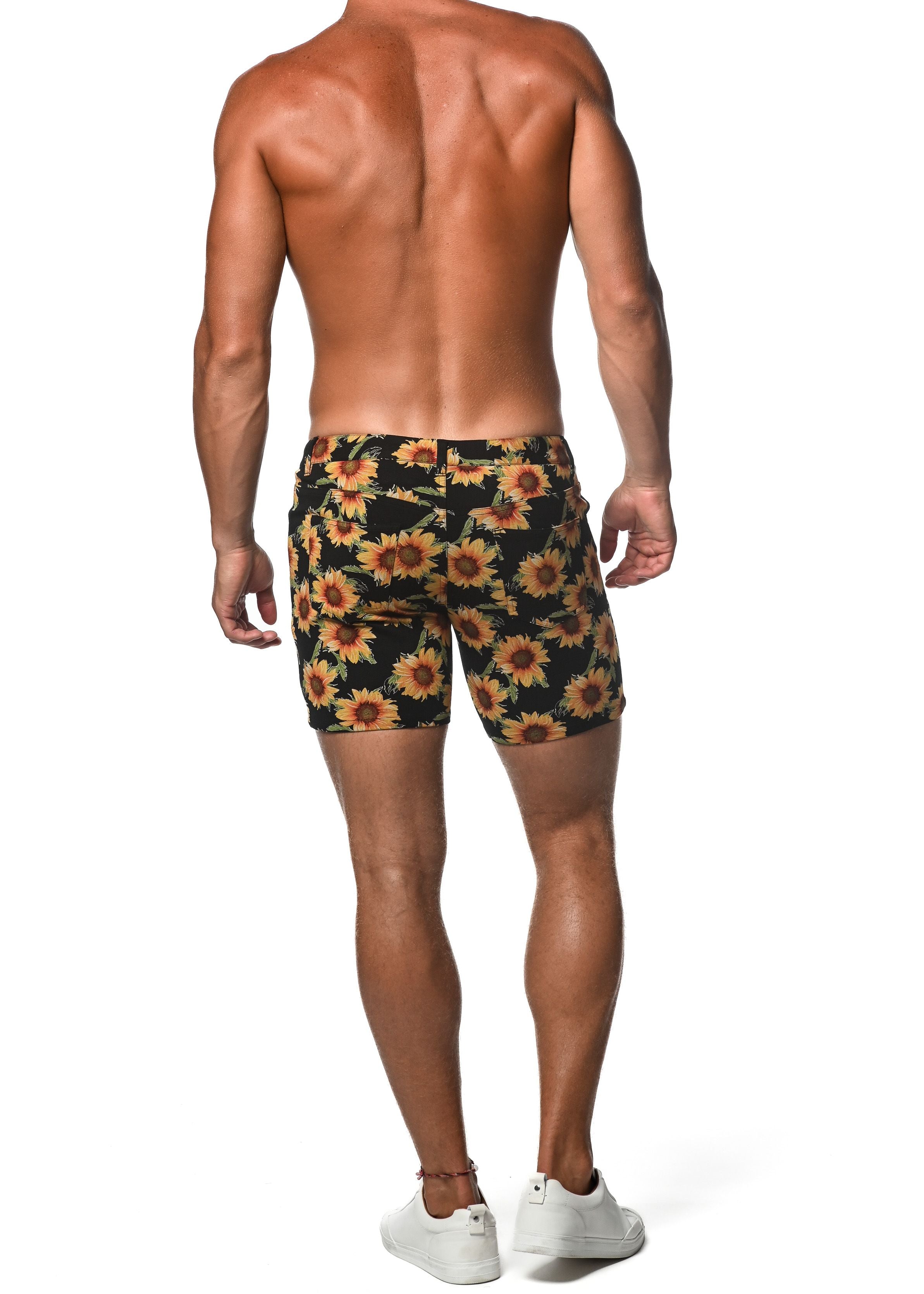 STRETCH-STRICKSHORTS IN LIMITIERTER AUFLAGE – SONNENBLUME