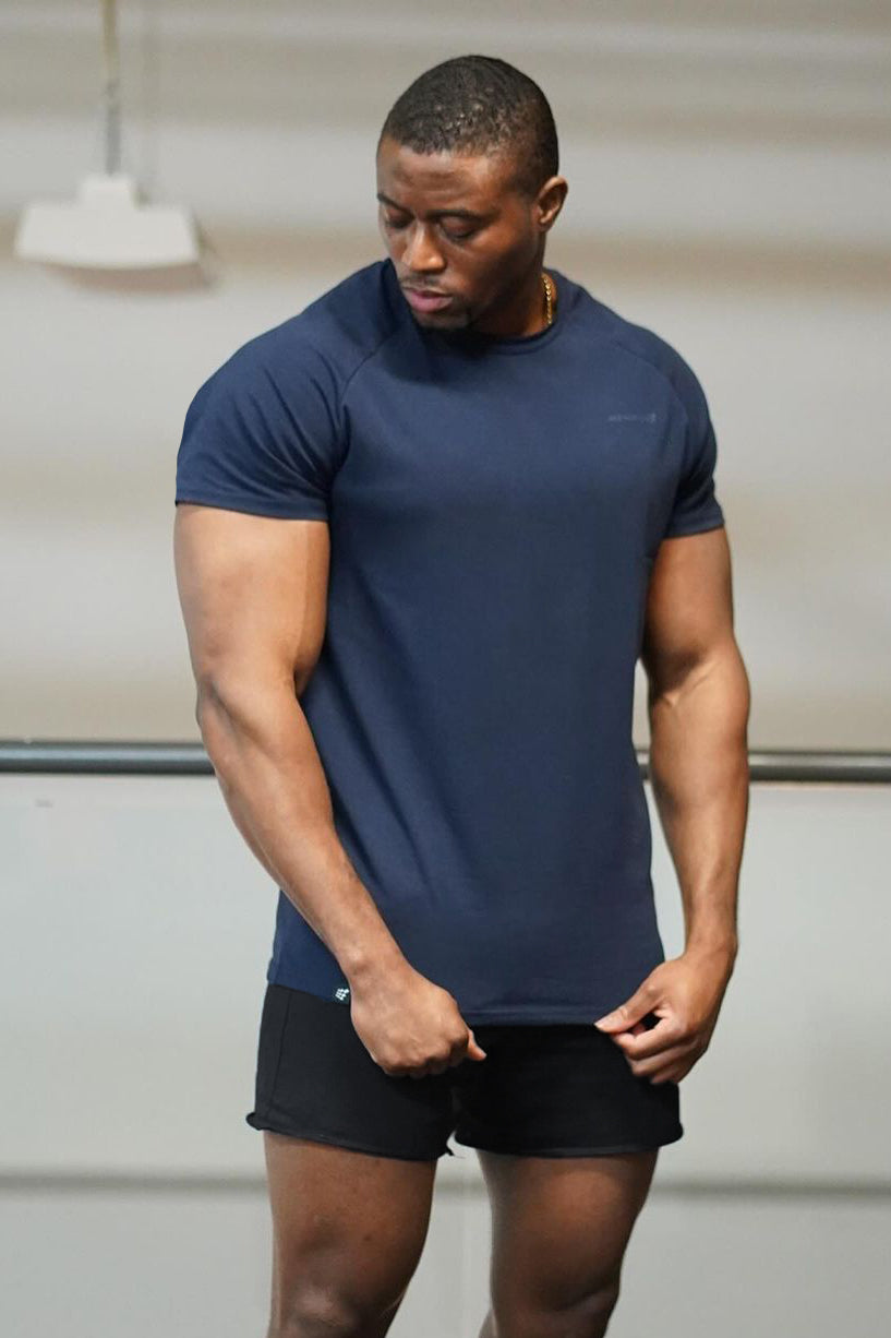 Titan 2.0 Muscle-Fit T-Shirt - Navy