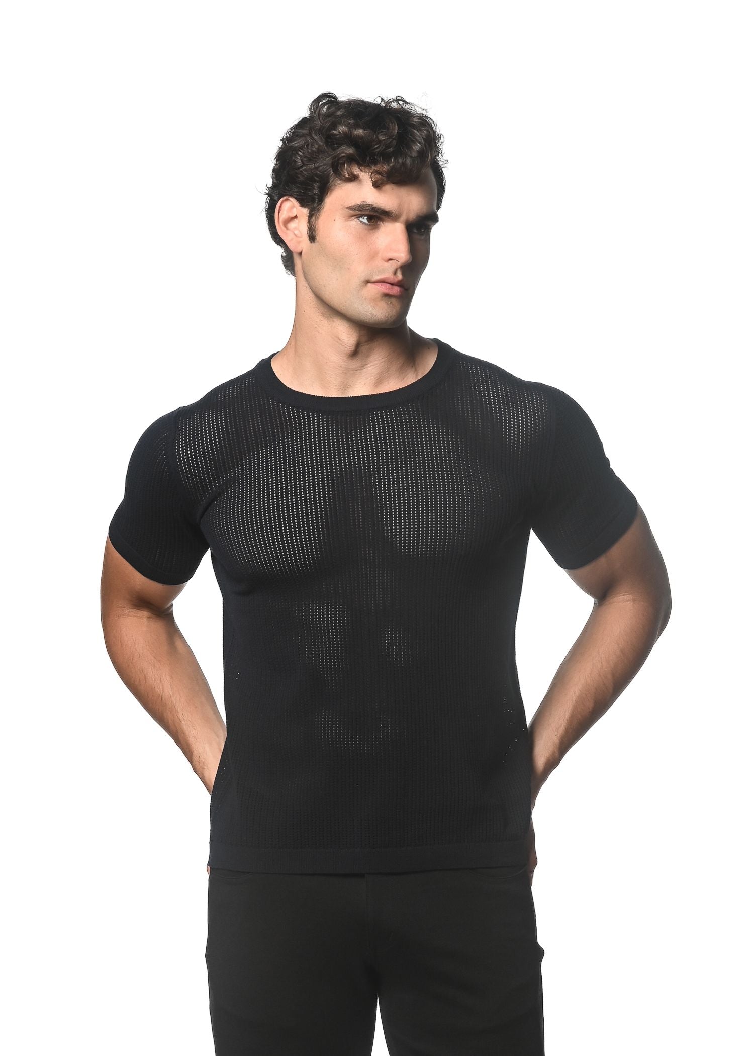CAMISETA DE PUNTO DE MALLA ABIERTA TEXTURIZADA CON CUELLO REDONDO