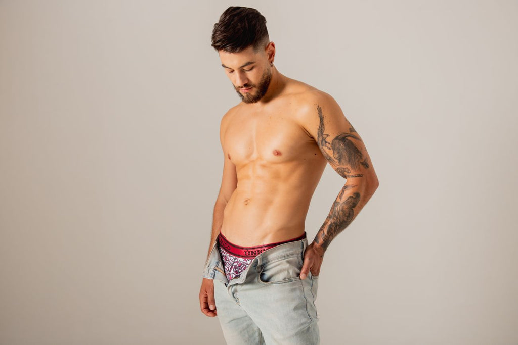 Unico 24010100103 Dechado Trunks Color 89-Red - DealByEthan.gay loves Unico
